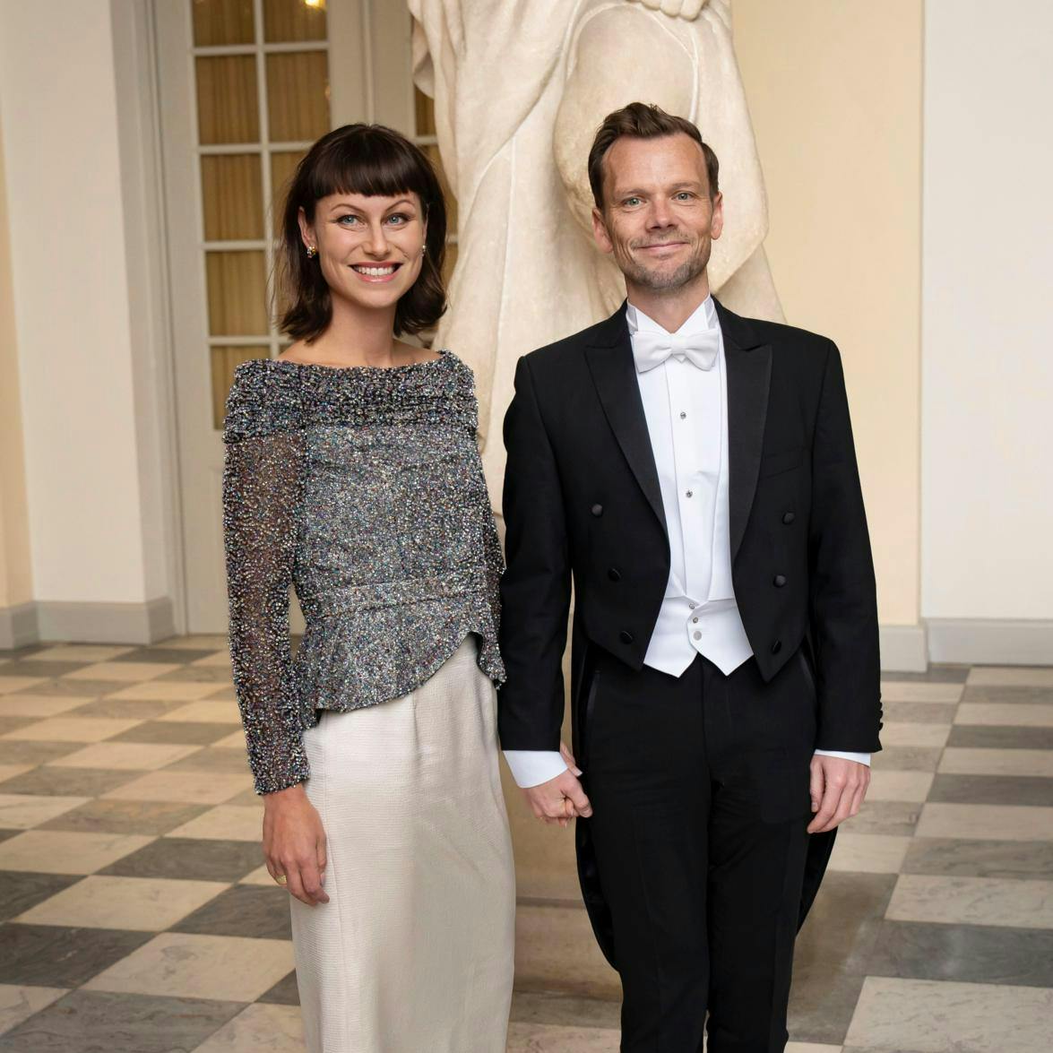 Justitsminister Peter Hummelgaard (S) og hans kone, Sara Vad Sørensen, venter deres tredje barn til april 2026. Og det bliver en lille pige, afslører ministeren i et opslag på Facebook.