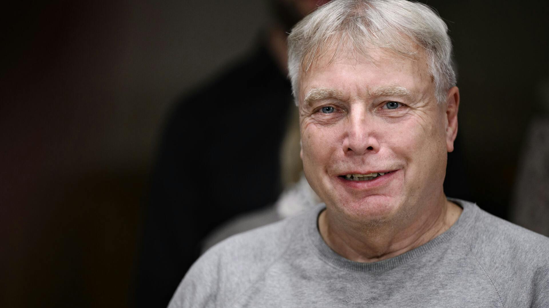 Uffe Elbæk siger, at det var en fejl at stifte Frie Grønne.