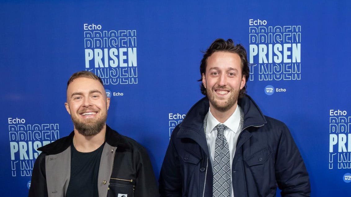 Duoen har sammen podcasten "Her går det godt". Peter Falktoft har man desuden kunnet opleve i DR-podcasts som "Peter prepper" og "Peter og profeterne".