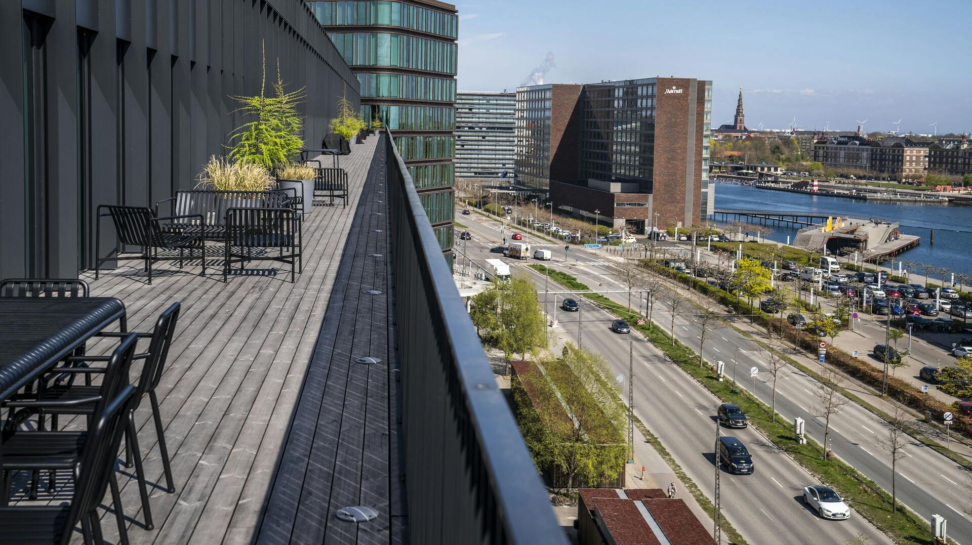 Sådan ser udsigten hos advokatfirmaet Poul Schmith eller bare Kammeradvokaten i dag ud. Spørgmålet er, om adressen snart bliver for stor og dyr, når pengestrømmen fra staten stopper?