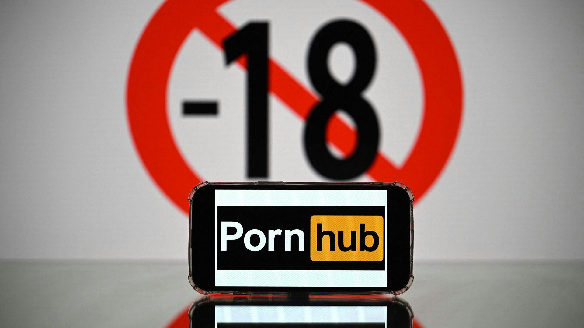 Det er uvist, hvor mange danske kunder hos Pornhub, der er blevet ramt.