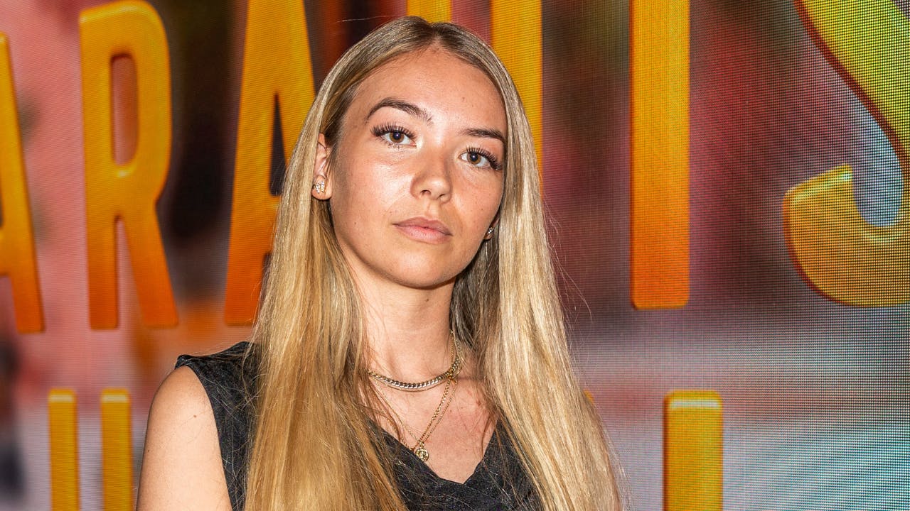 Mathilde Bang har efter sin deltagelse i sæson 21 af "Paradise Hotel" fået opereret brysterne større. Men nu er der opstået et nyt problem.