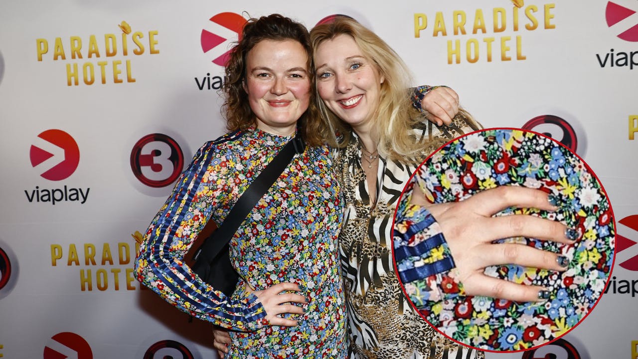 Nina Ettrup Larsens glimmersten på neglene fik lov at stjæle opmærksomheden denne aften. Med til premiere havde hun veninden Julie.