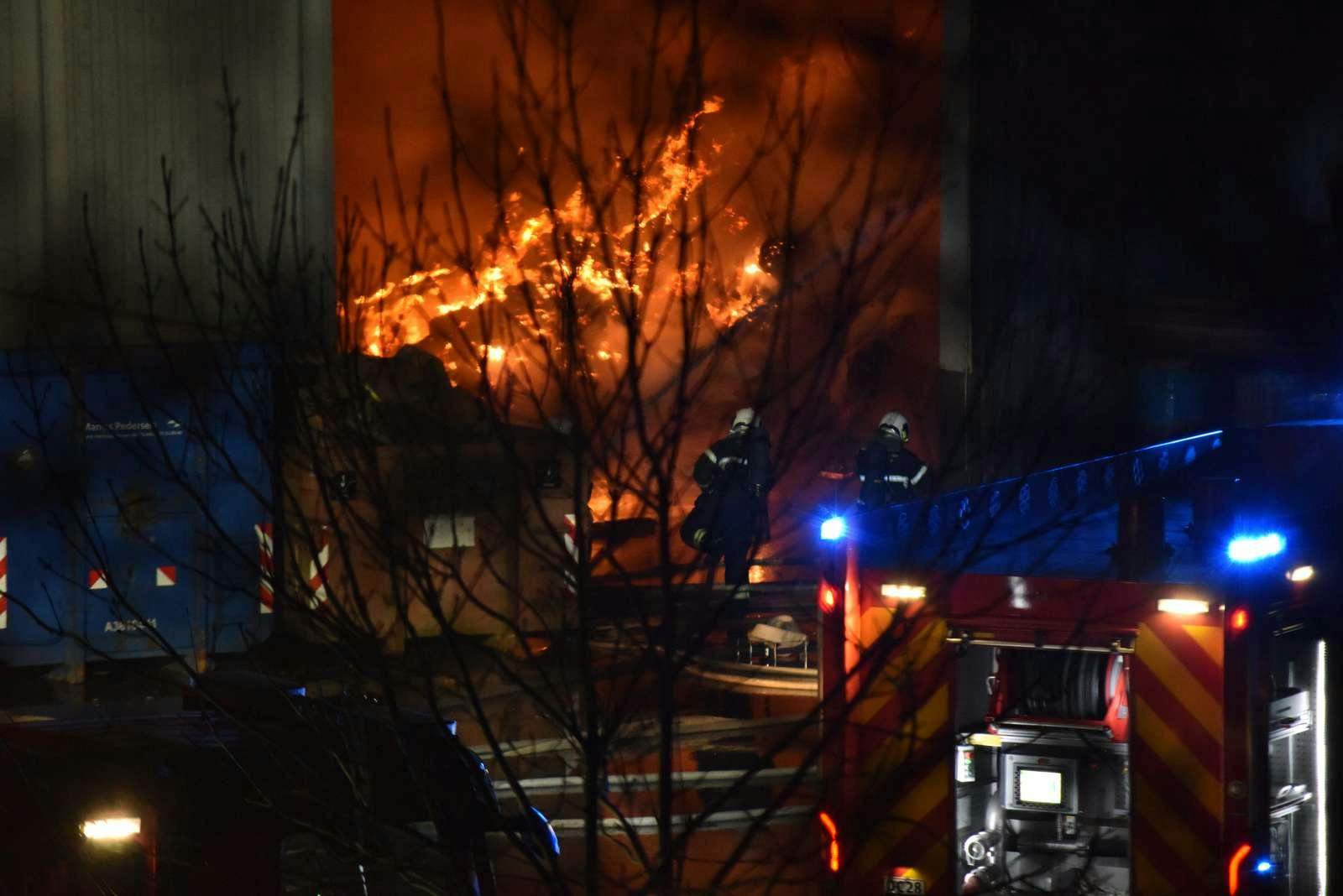 Politiet advarer om røg i byen.