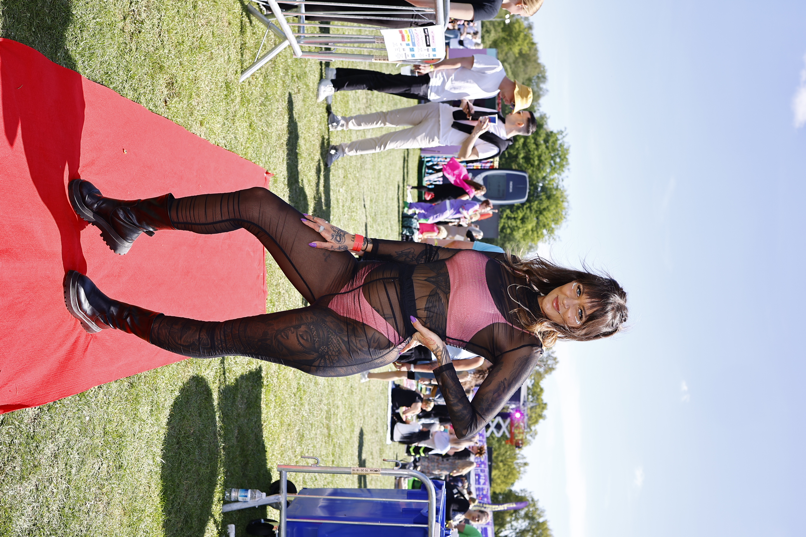 Julie Bischoff kan nu kalde sig for mor.