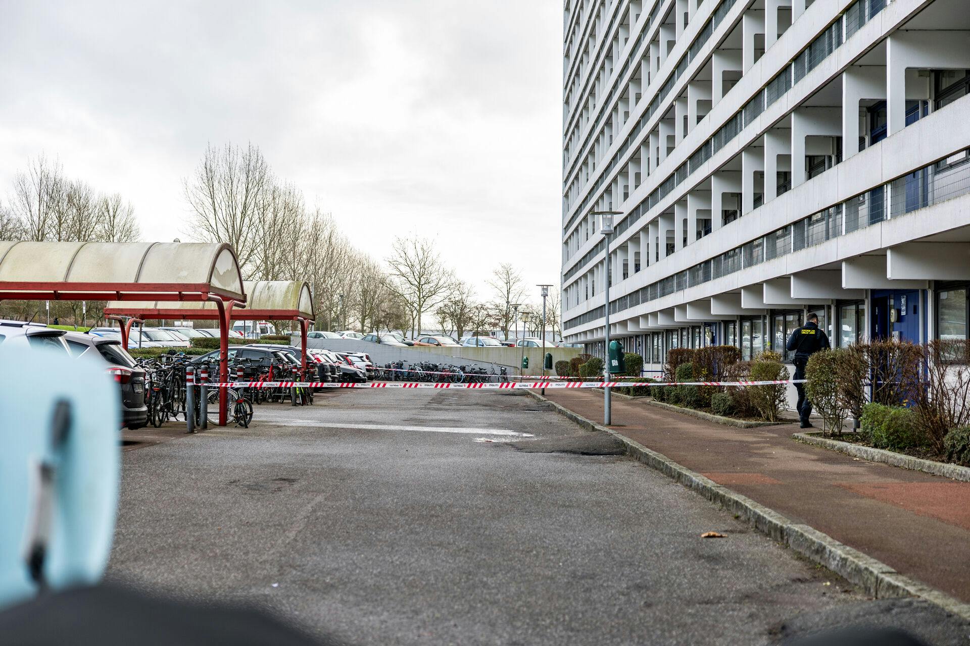Et område er blevet spærret i forbindelse med den tragiske sag.