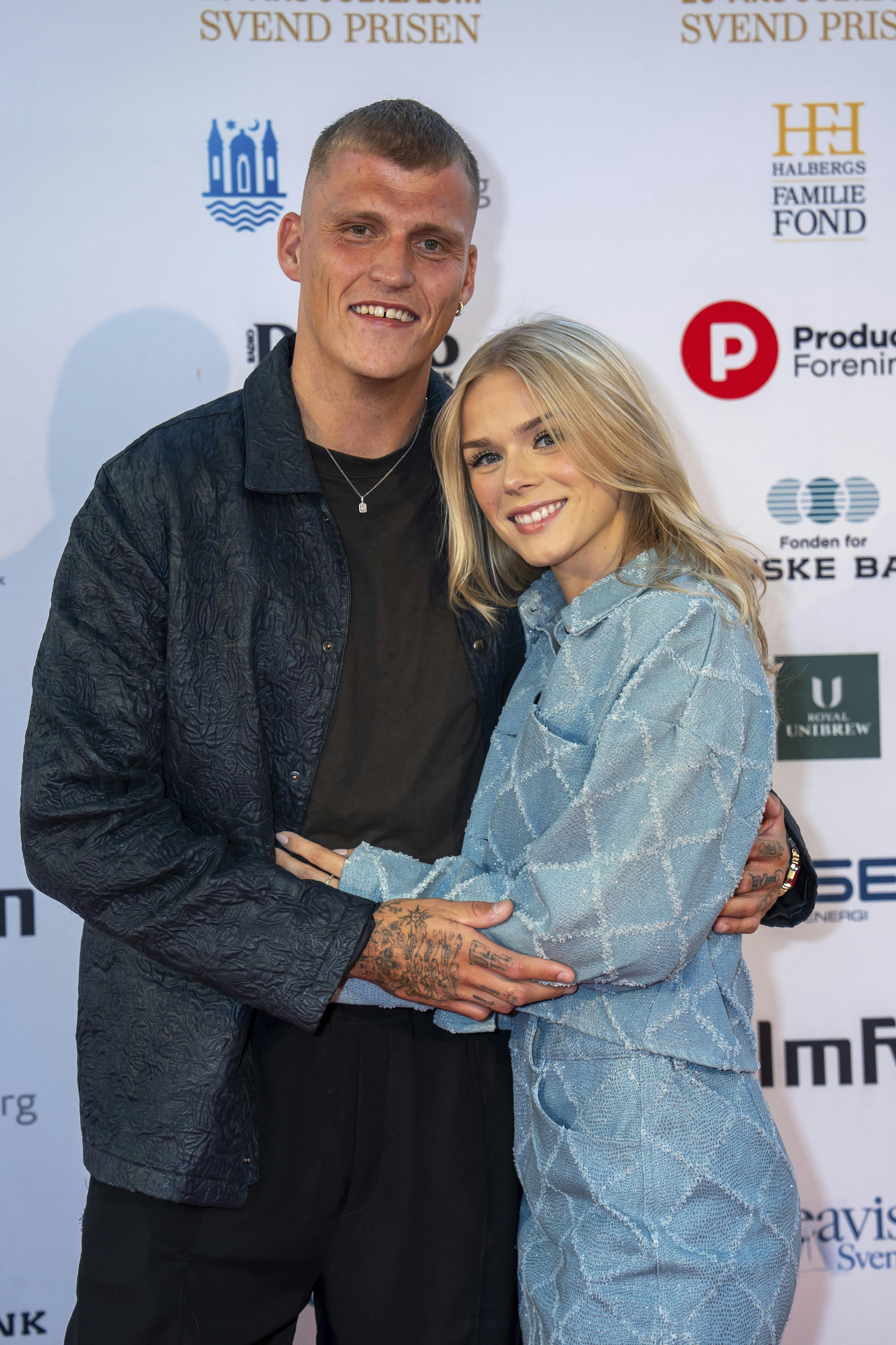 Små to uger før bruddet var Asta Björk og Sebastian Bull på romantisk kærestetur.