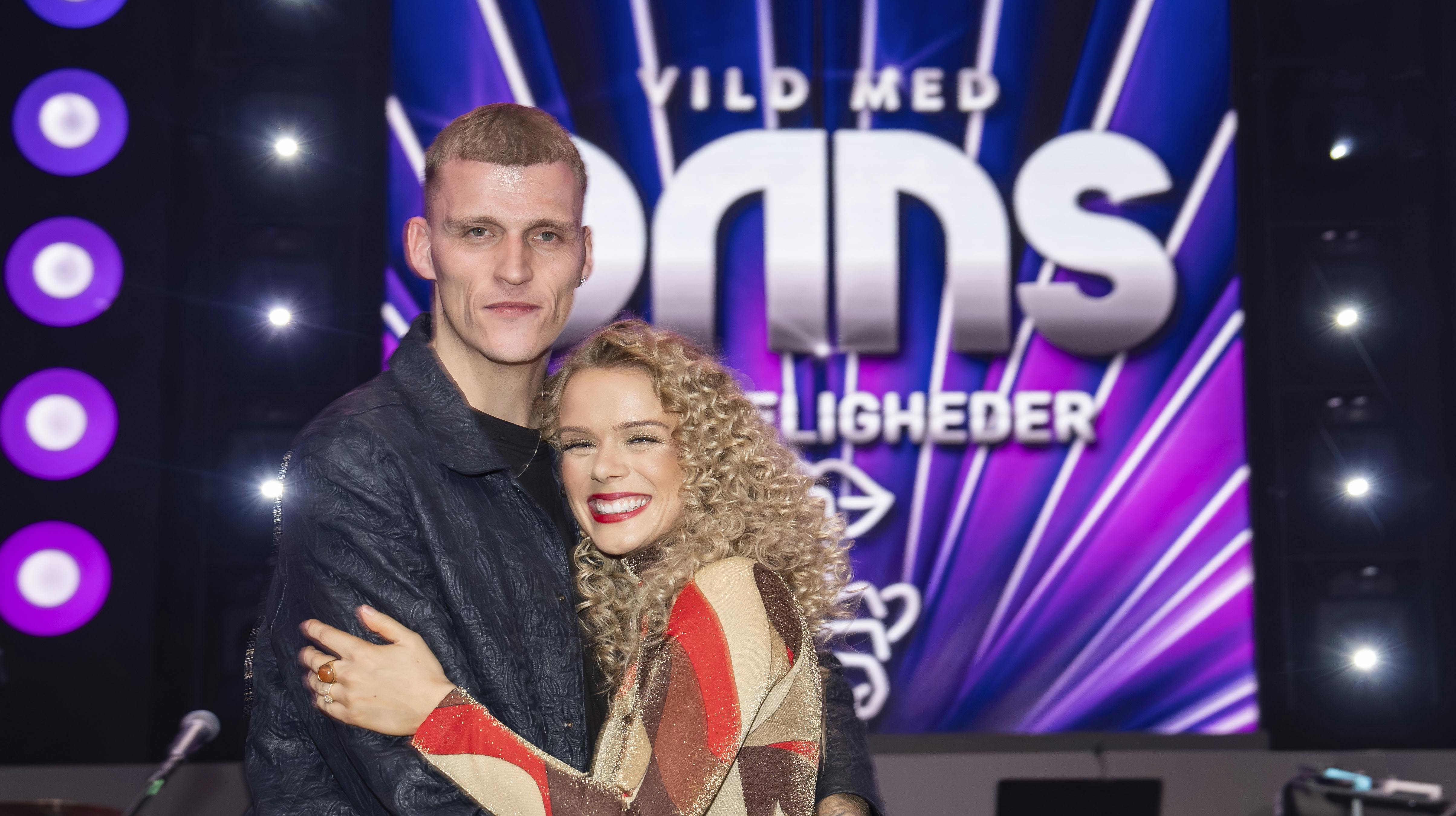 Sebastian Bull og Asta Björk er gået hvert til sit, bekræfter de begge på Instagram.