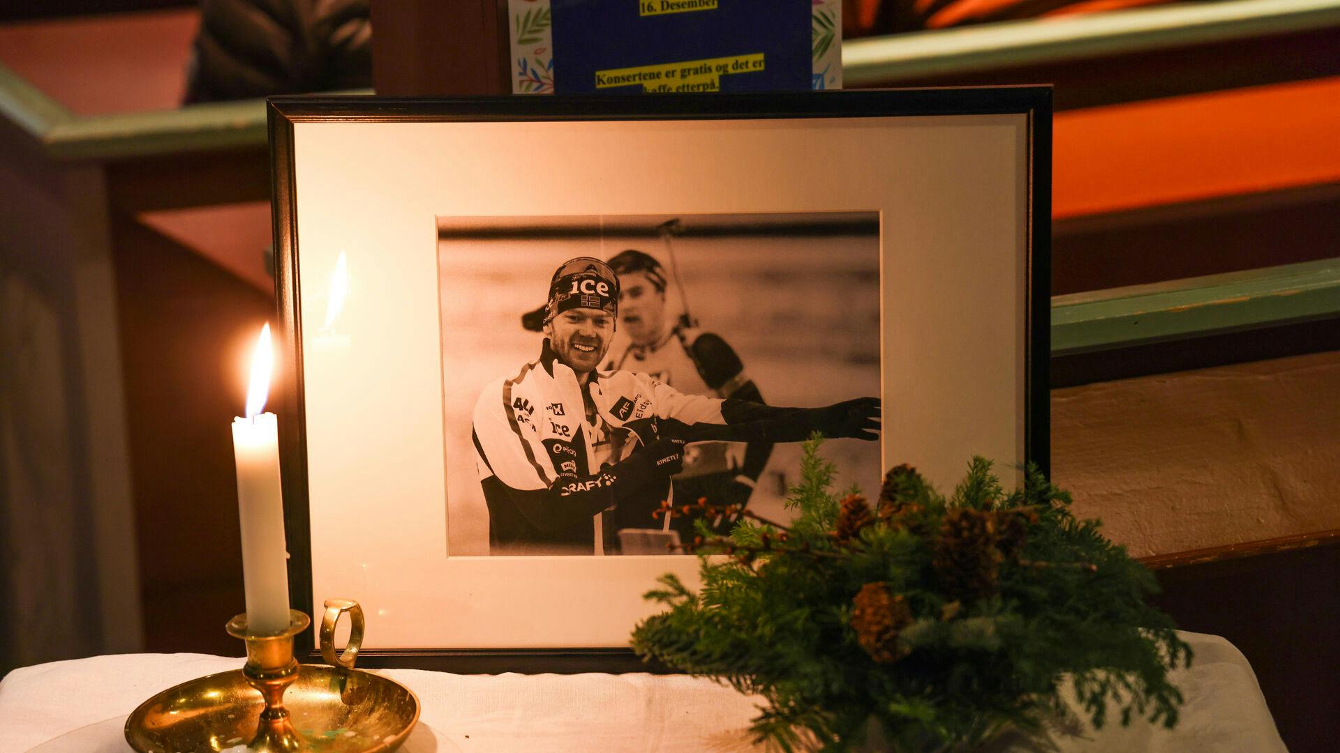 I norske Lillehammer, som Sivert Guttorm Bakken stammer fra, blev der tirsdag aften holdt en mindehøjtidelighed med omkring 100 deltagere.