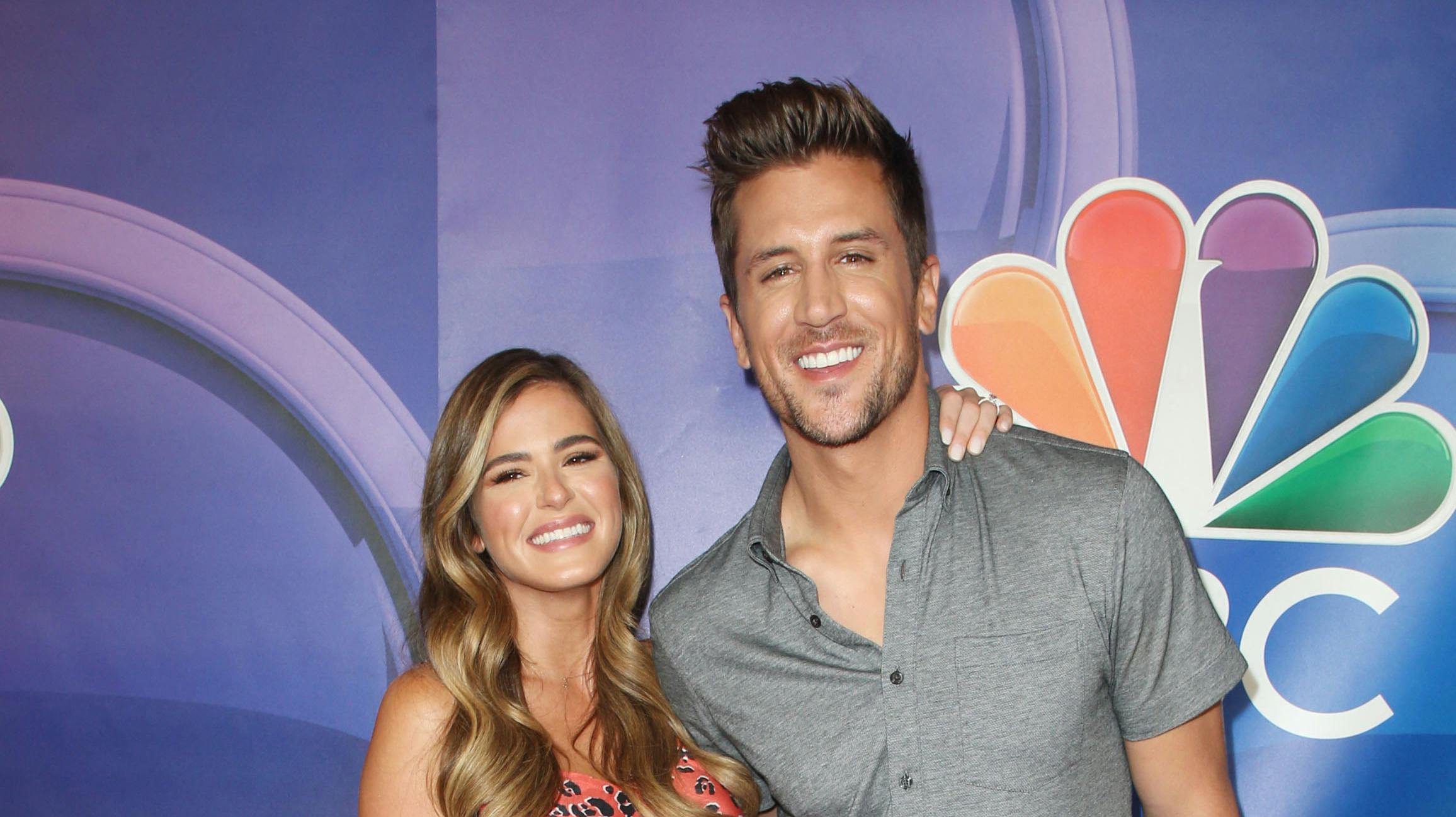 "Bacholerette"-parret JoJo Fletcher og Jordan Rodgers er blevet forældre for første gang. Der skulle dog en lidt dramatisk fødsel til, før deres prinsesse kom til verden.