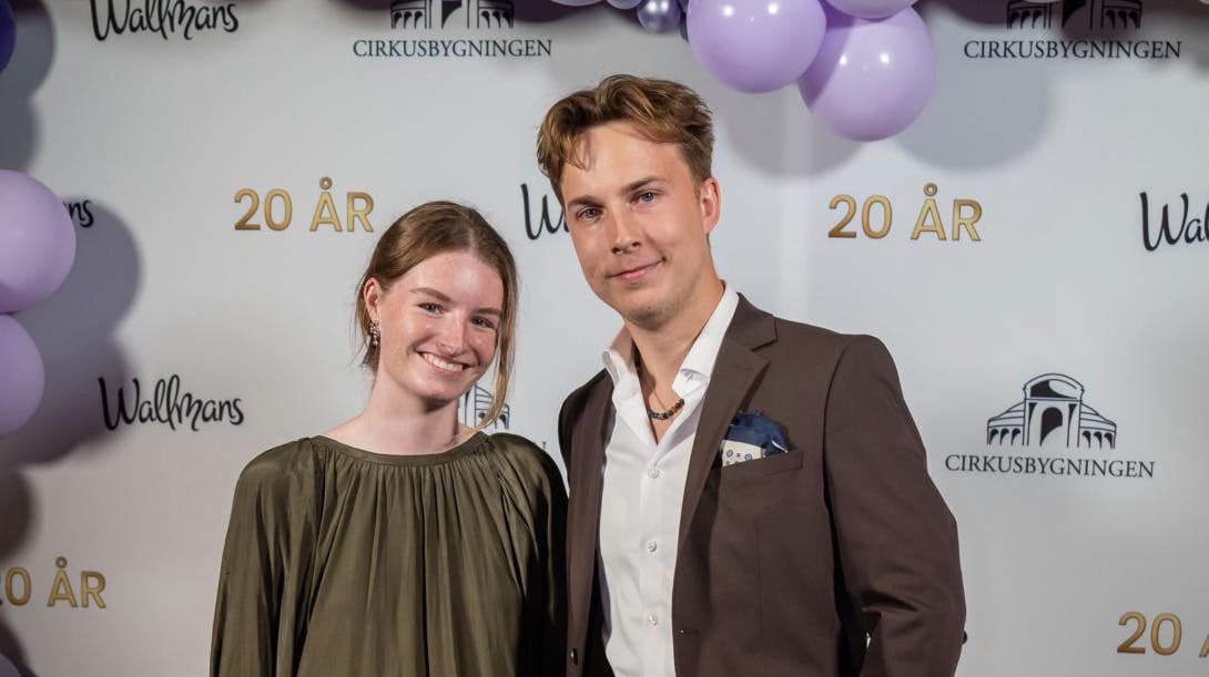 Camilla Brahe og Emil Trier delte for kort tid siden den glædelige nyhed på Instagram med et scanningsbillede og et blåt hjerte – nu venter parret deres første barn.
