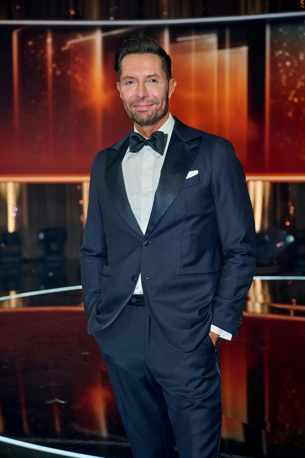 Nu afviser Kåre Qvist, at han skulle have gennemgået nogen former for højde-operation.