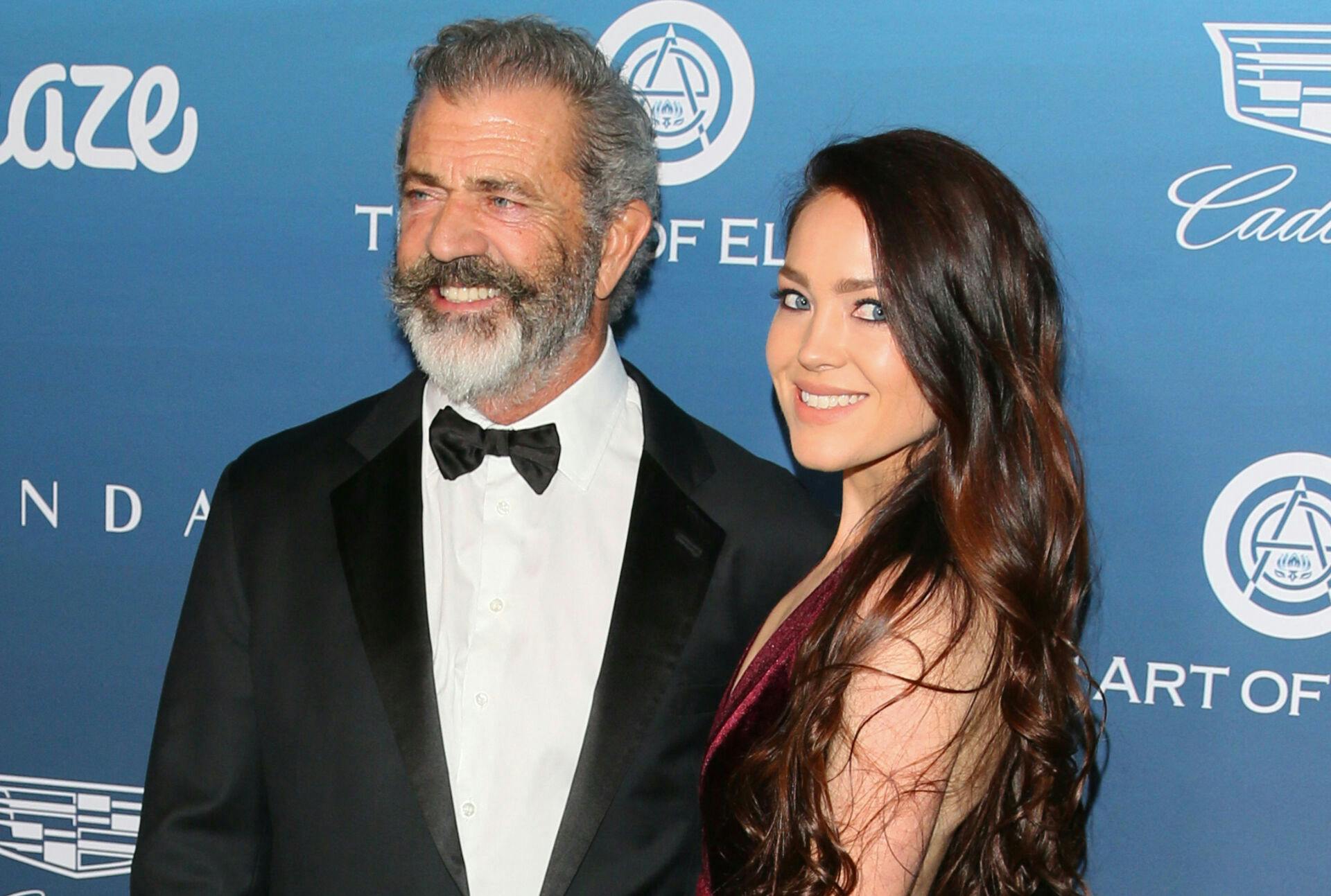 Mel Gibson og Rosalind Ross er nu fortid som par. 