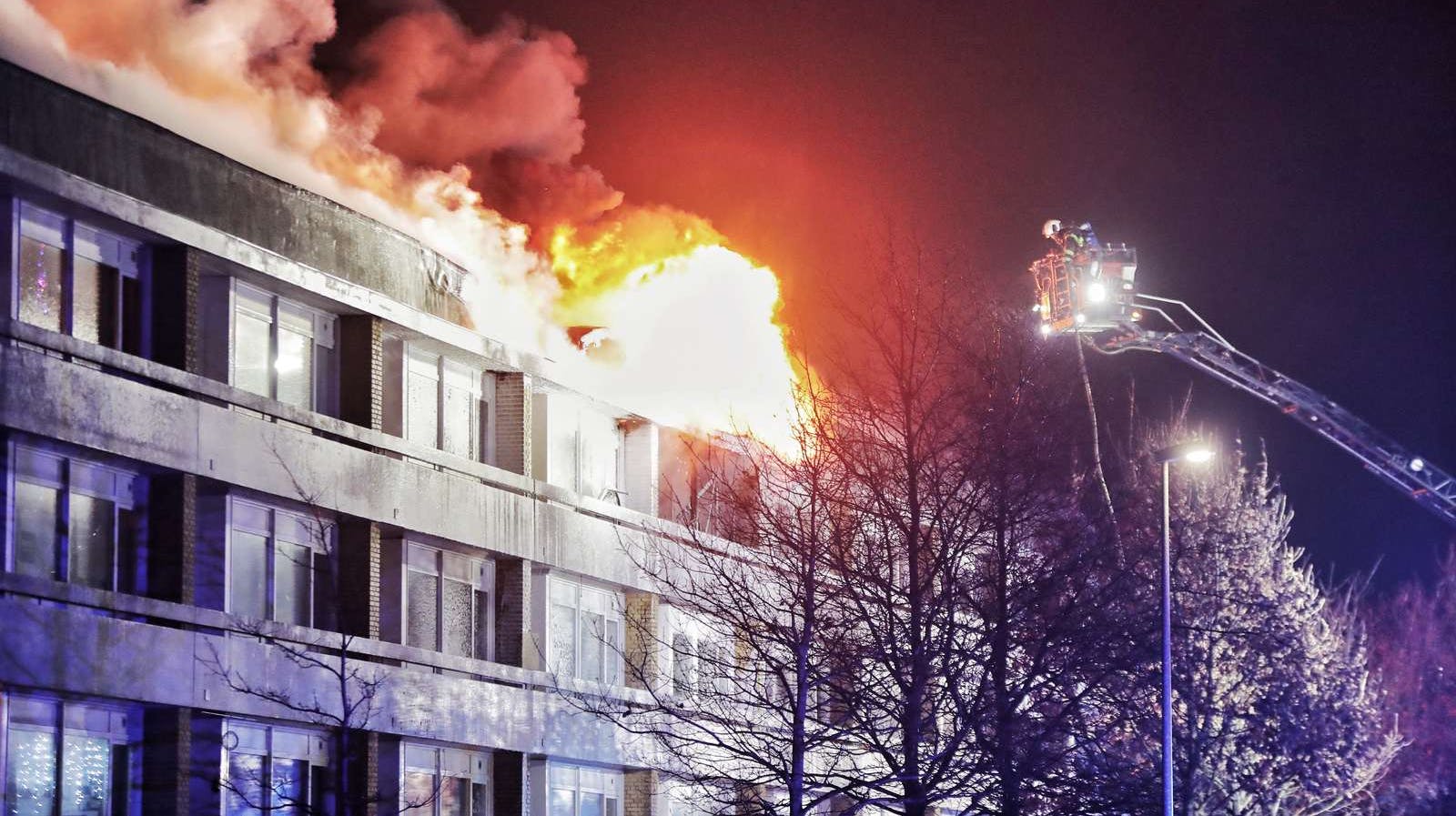 Branden er meget voldsom.