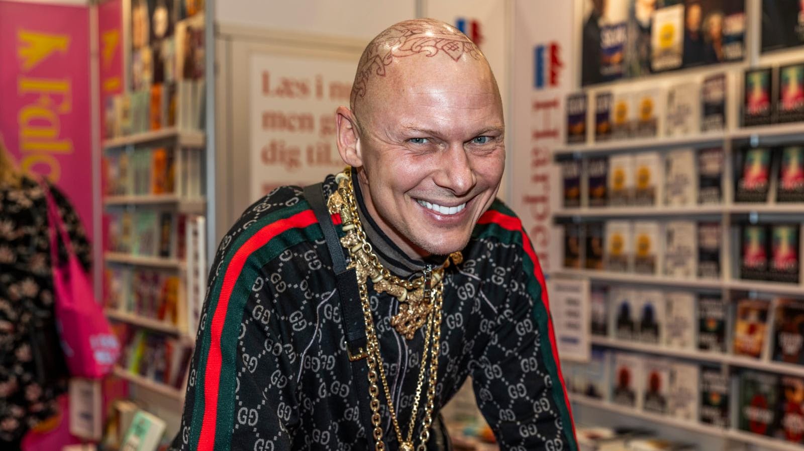 Jim Lyngvild roser kong Frederik for en stærk og personlig nytårstale og kalder den ligefrem en "krigstale", der var fint balanceret med fokus på kongens rolle som far før soldat.