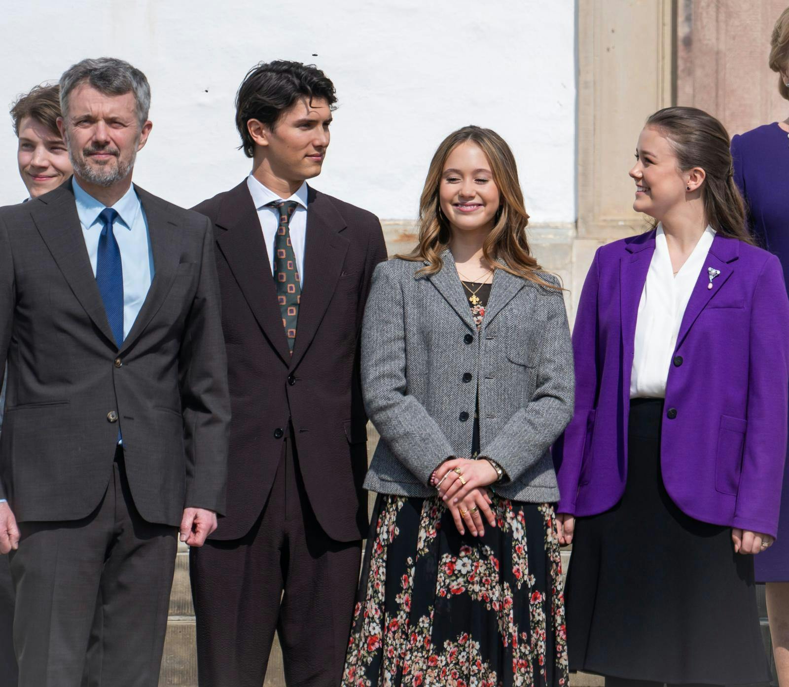 Felix og Nikolai står i dag endnu længere bagerst i den kongelige familie. Og med deres onkels ord har de også trukket en fribillet, som ingen kunne tage: pligten før alt.