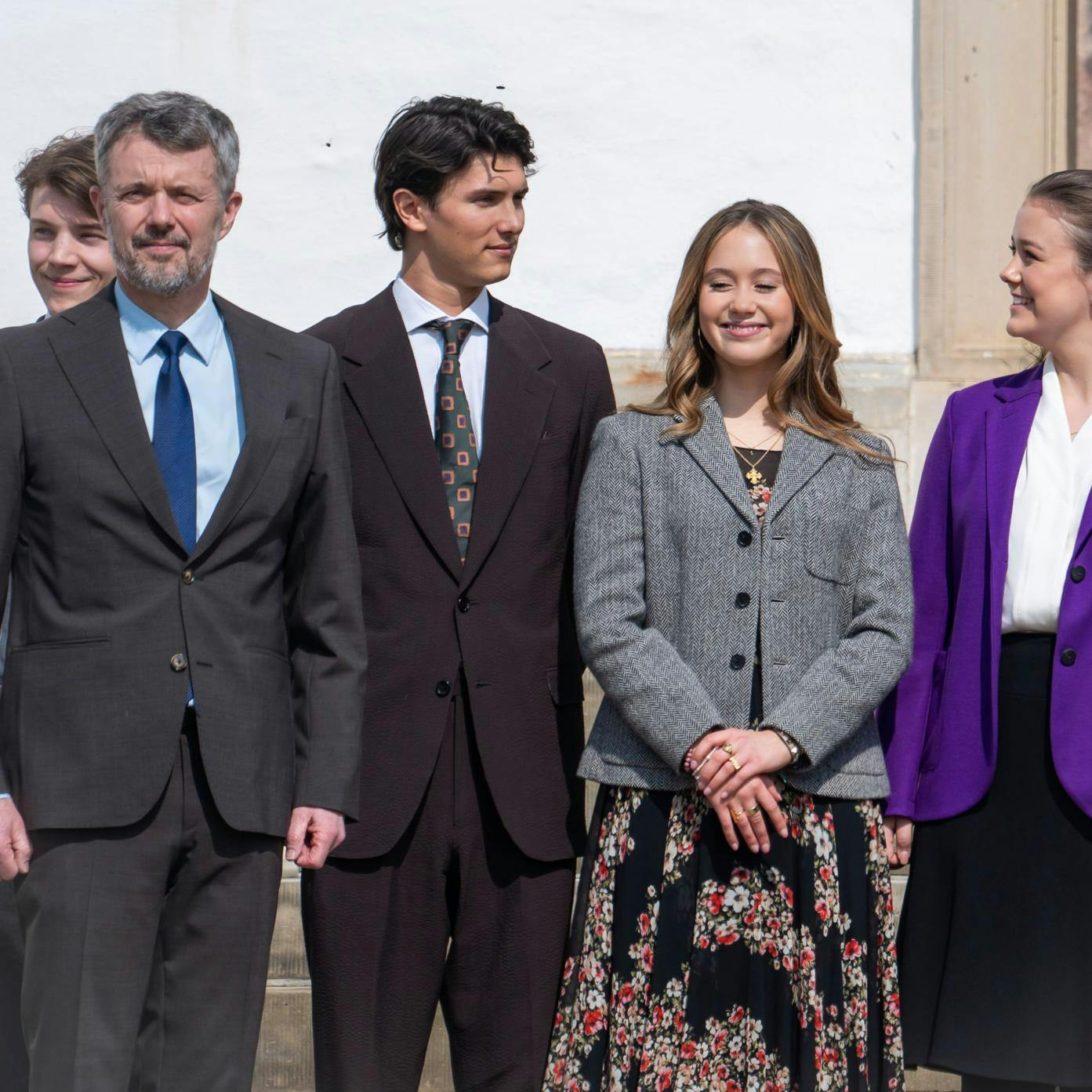 Felix og Nikolai står i dag endnu længere bagerst i den kongelige familie. Og med deres onkels ord har de også trukket en fribillet, som ingen kunne tage: pligten før alt.