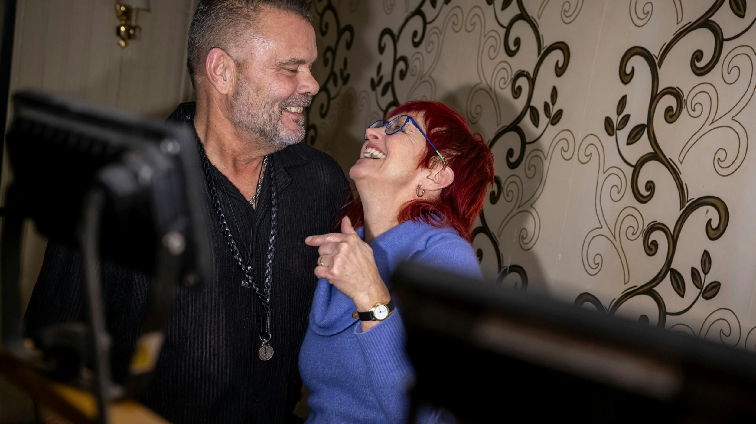 Romatikken blomstrer hos Sussi og Steen, der snart deler efternavnet Nørholm Hansen.