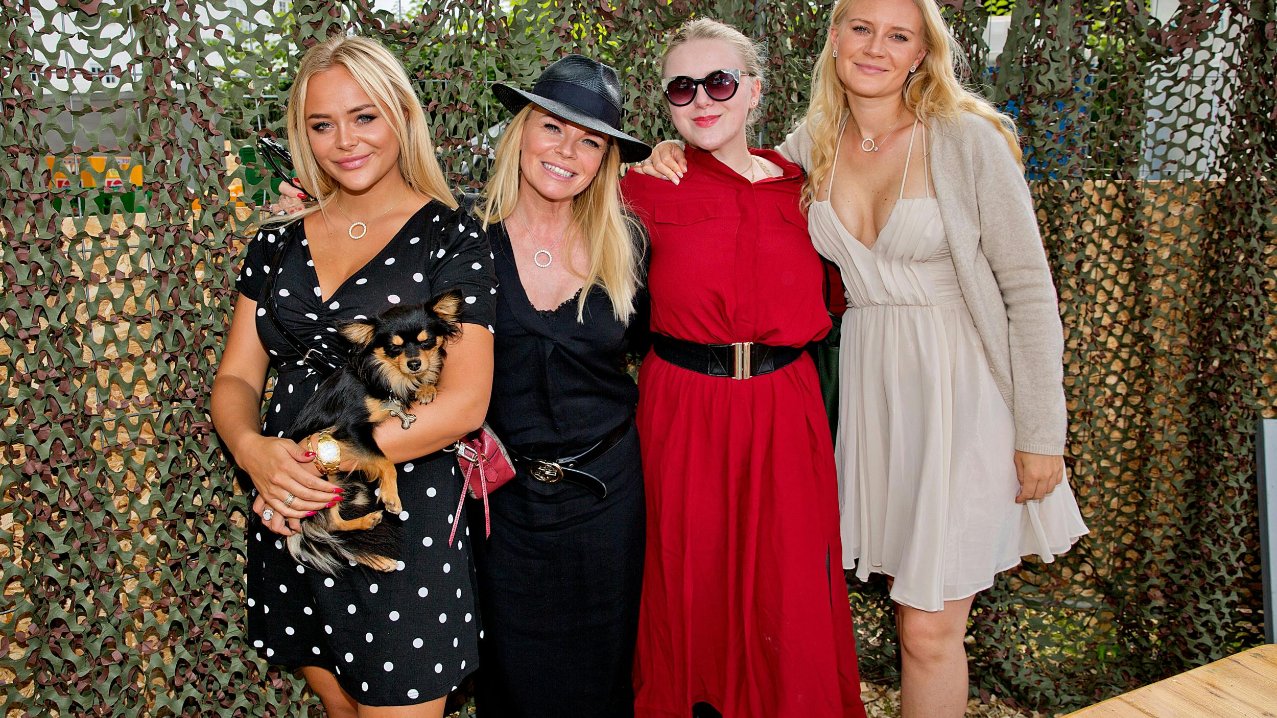 ”Diamantfamilien” er fortid på tv – og nu ser det ud til, at alt ikke er så rosenrødt hos ”the Pitzners”.