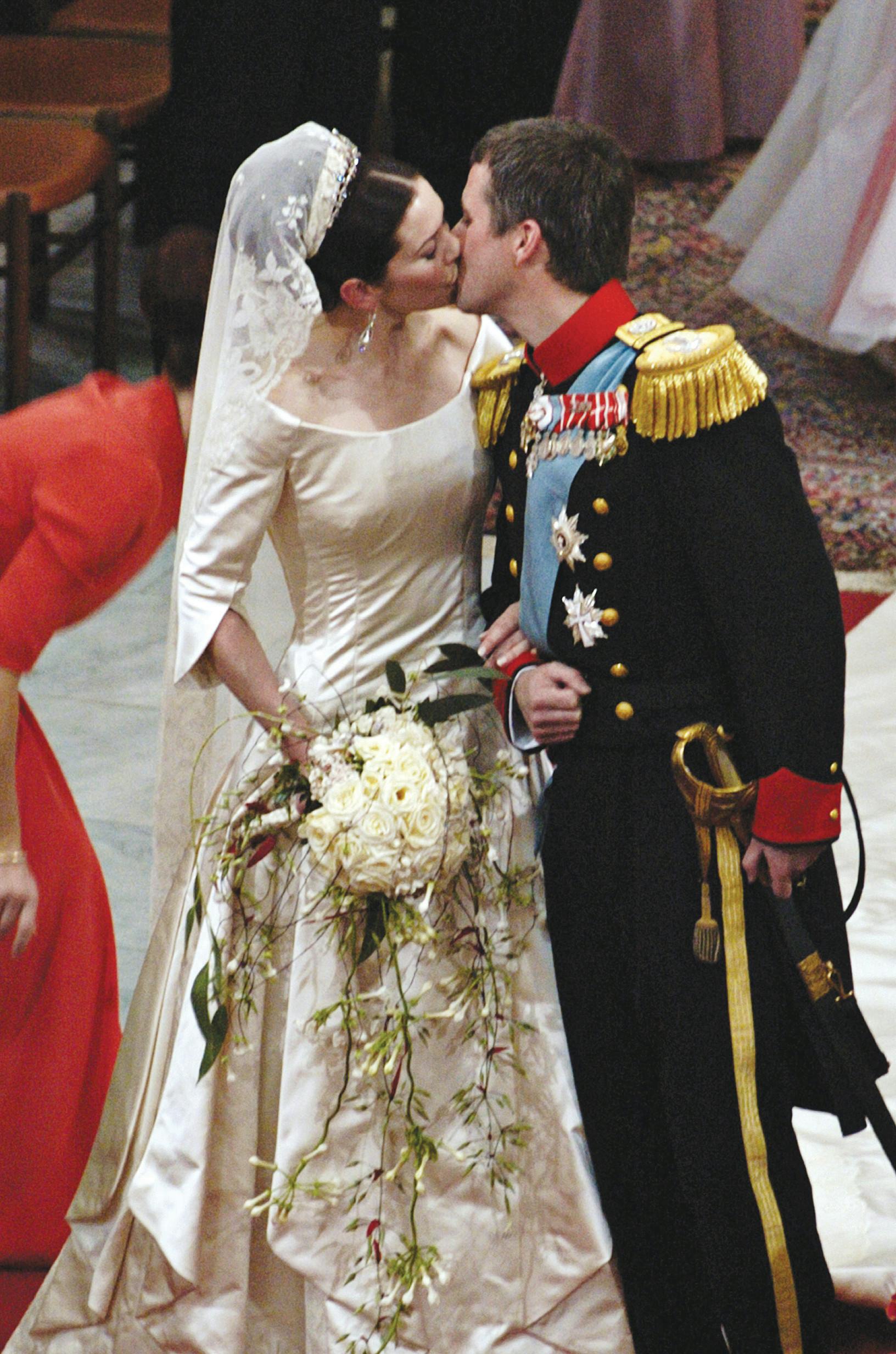 Frederik fulgte sin hofchefs råd og fandt sin udkårne i udlandet i form af australske Mary Donaldson .