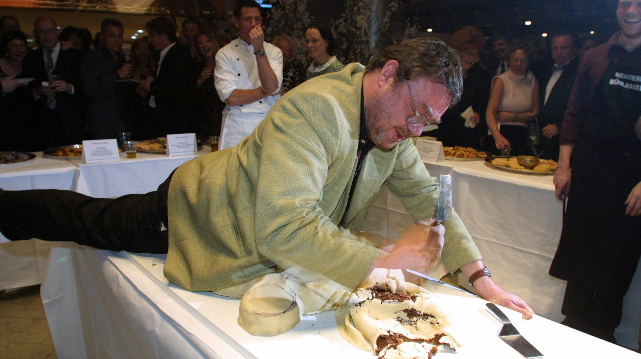 Tommy Kenter, fylder 75 år 15. april og kan se tilbage på en glorværdig karriere som både komiker, skuespiller på teatret, i revy og i film.