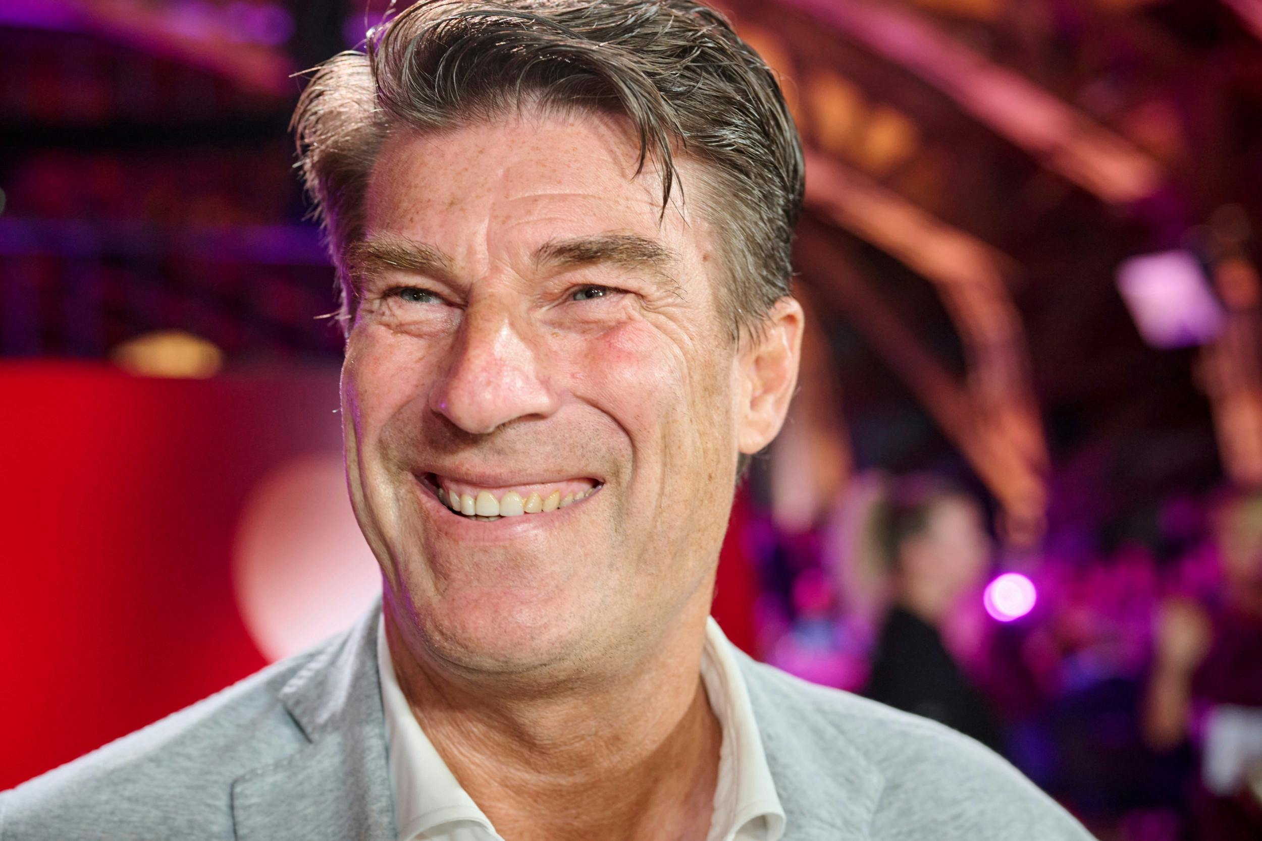 Nu er smilet på Michael Laudrups tænder om muligt endnu bredere.