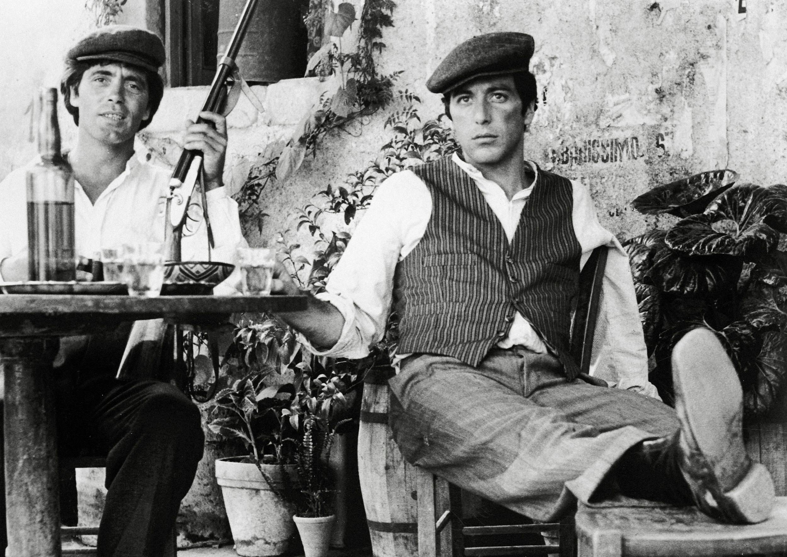 Mange forbinder den aldrende skuespiller med rollen i klassikeren "The Godfather" fra 1972.