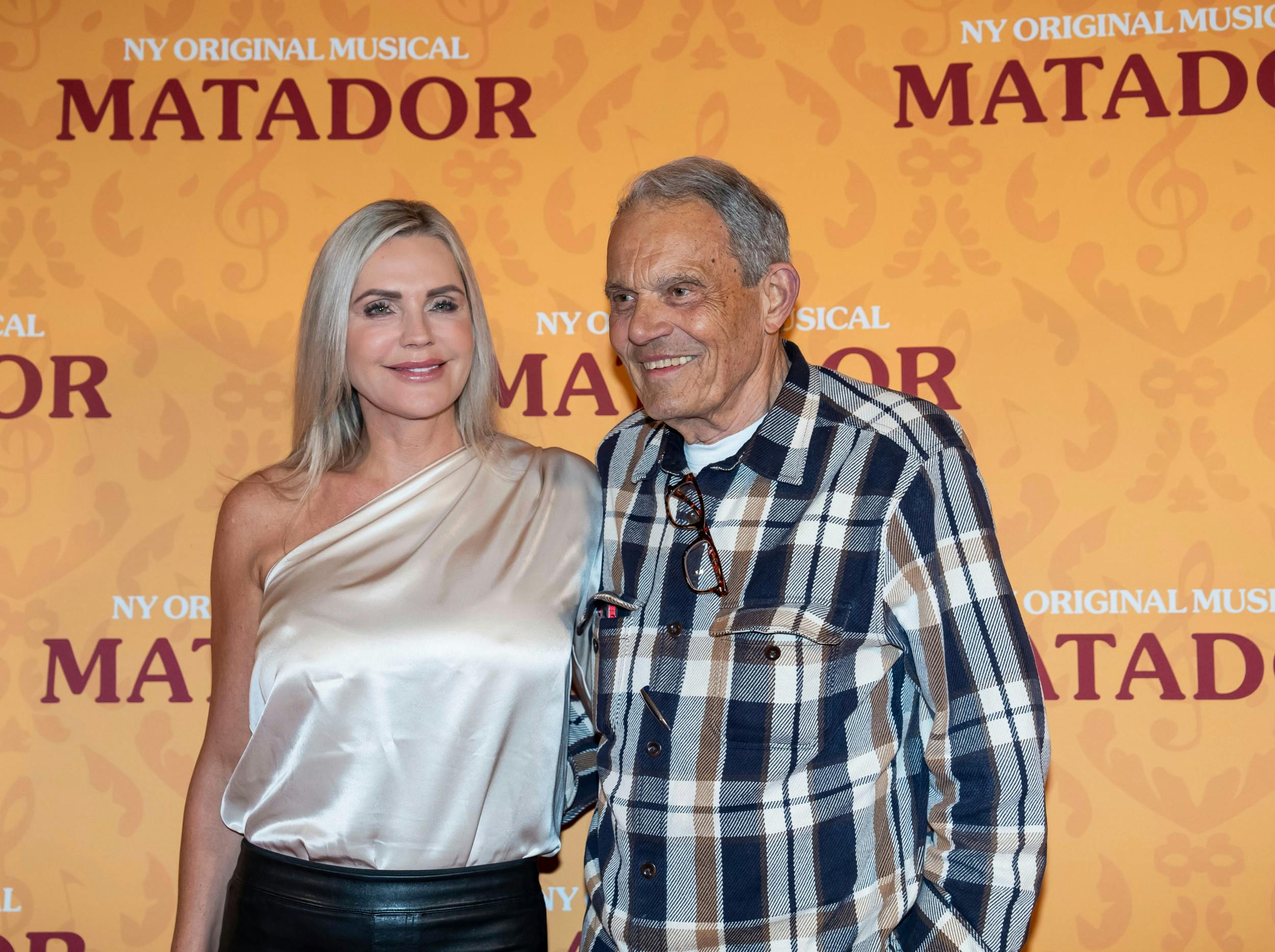 Under voldsom dramatik opløste Janni i fjor ægteskabet med milliardær Karsten Ree, 79, som siden førte krig mod eksfruen – og omvendt.