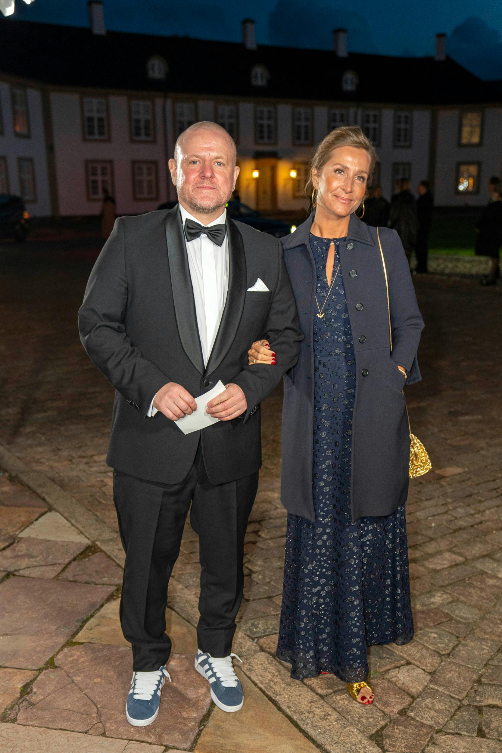 Matthesen er gift med Cemille Rosenberg Matthesen , som han har sønnen Spencer på 14 år.