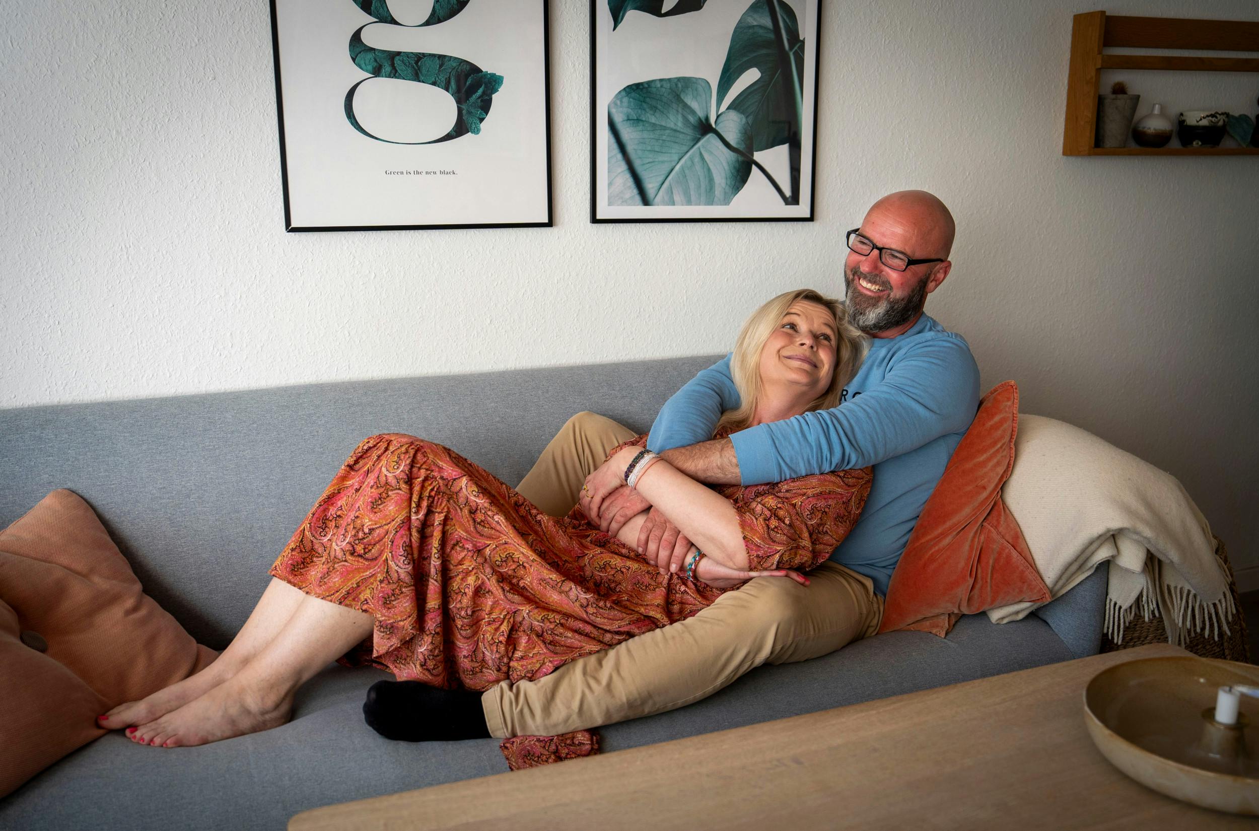 På sofaen er der noget mindre stress end på landevejene i USA.