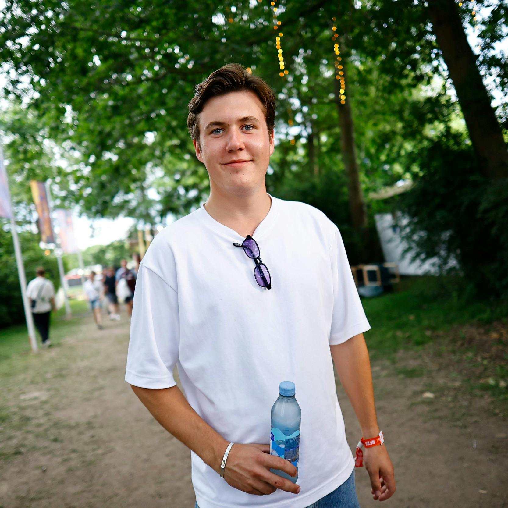 Fest du bare igennem, knægt!