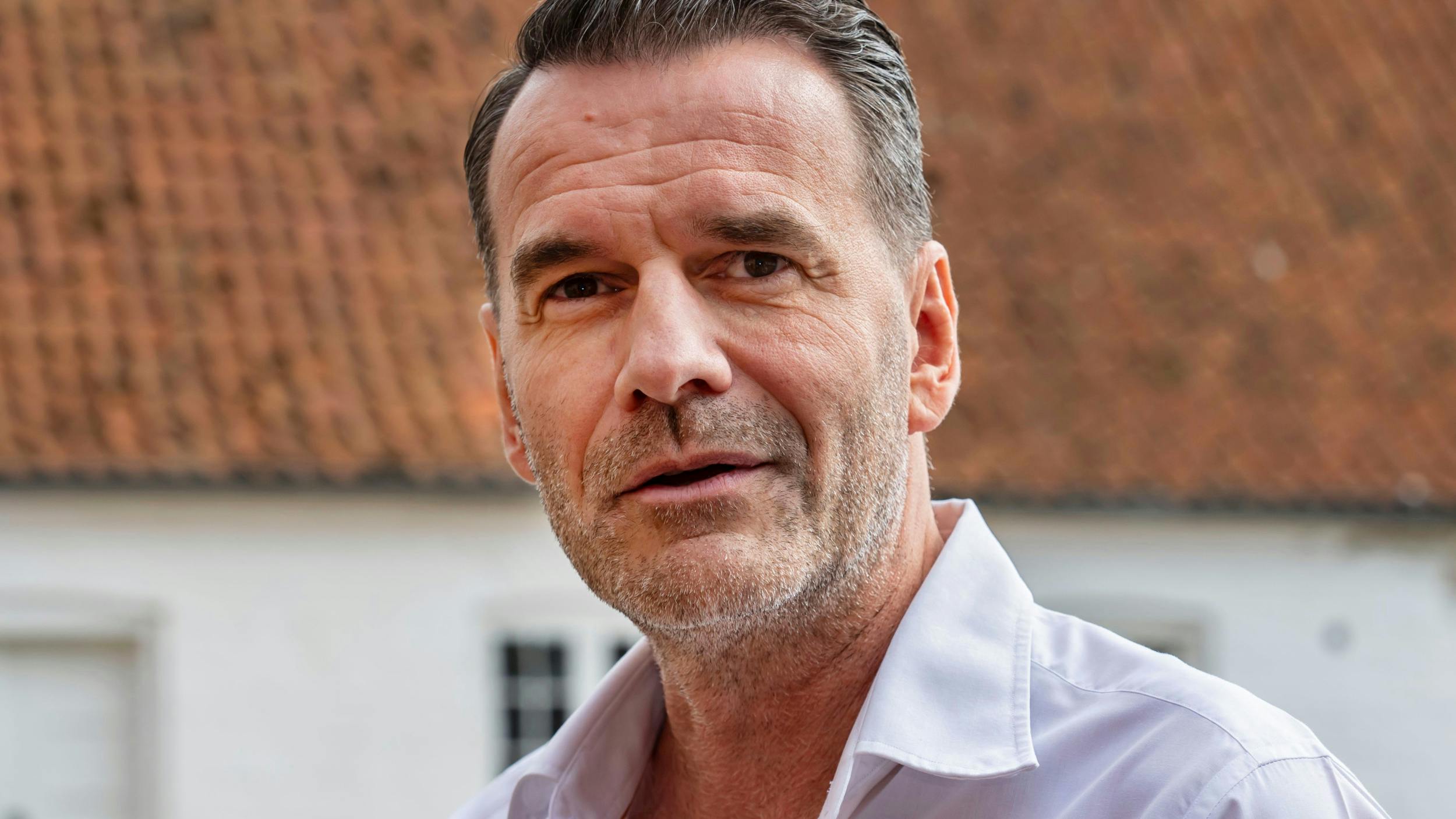 - Jeg har fået det fisse, jeg skal have. Har jeg brug for mere? Nej, det har jeg sådan set ikke, har Jesper tidligere fortalt.