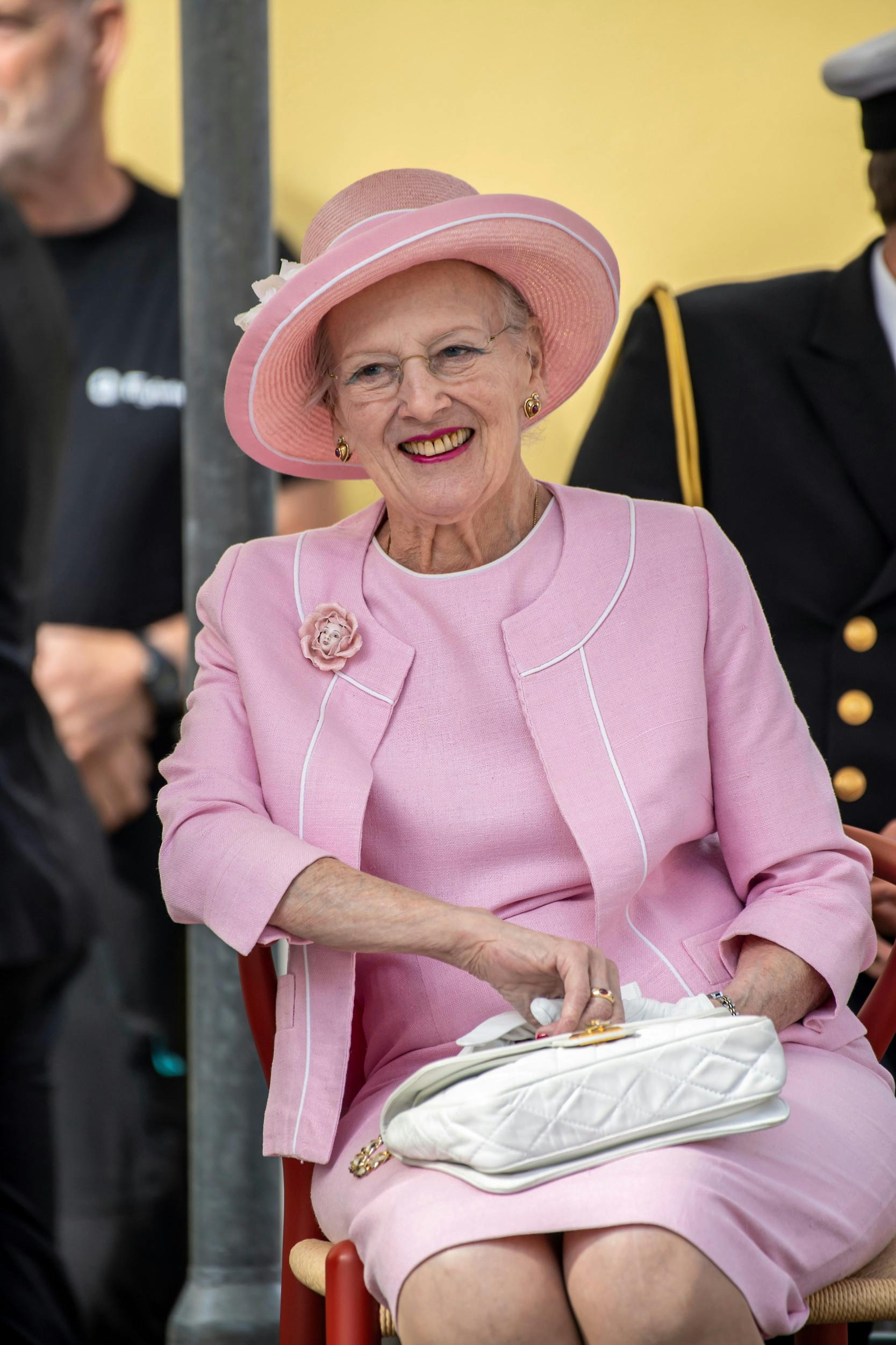 Dronning  Margrethe , 85,  kan se frem til at modtage 12 mio. kr. om året. 