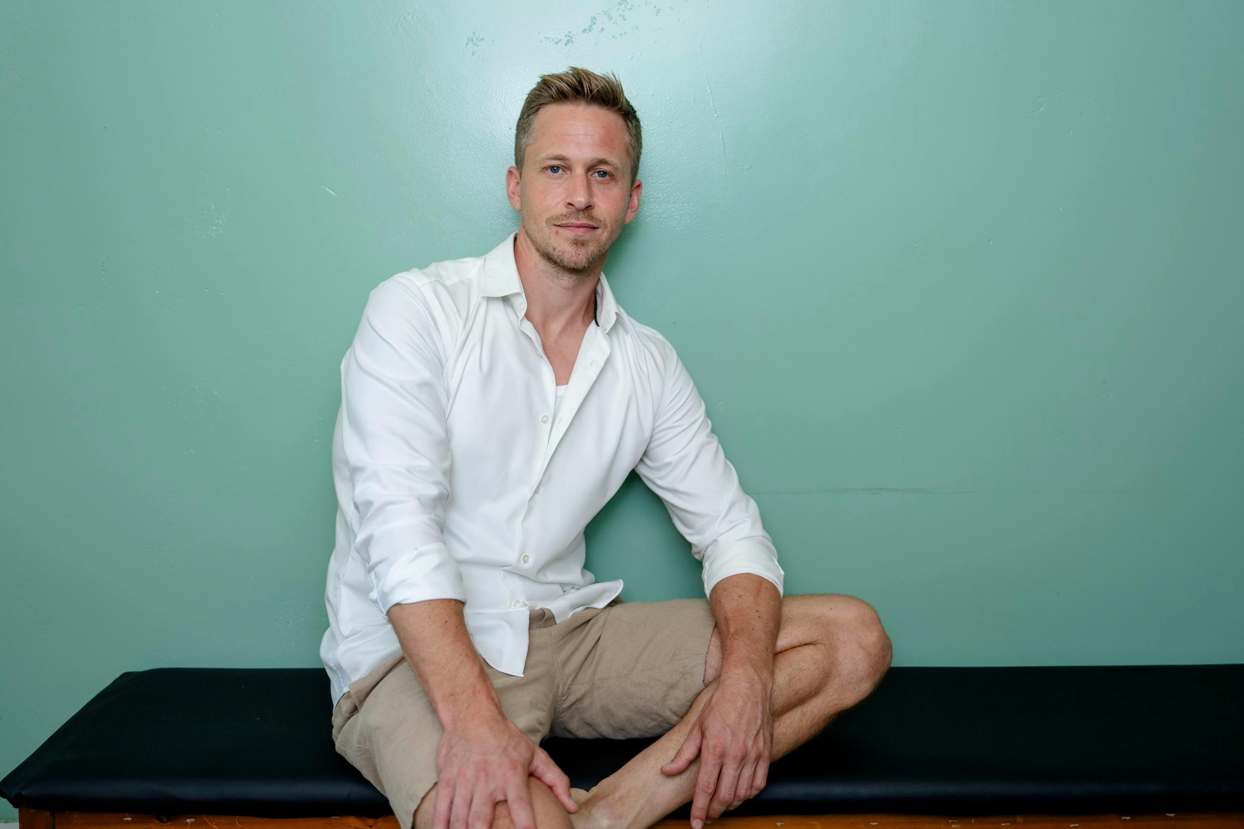 – Nu er jeg et sted, hvor jeg evner at elske mig selv og favne mig selv lidt mere, siger skuespilleren.