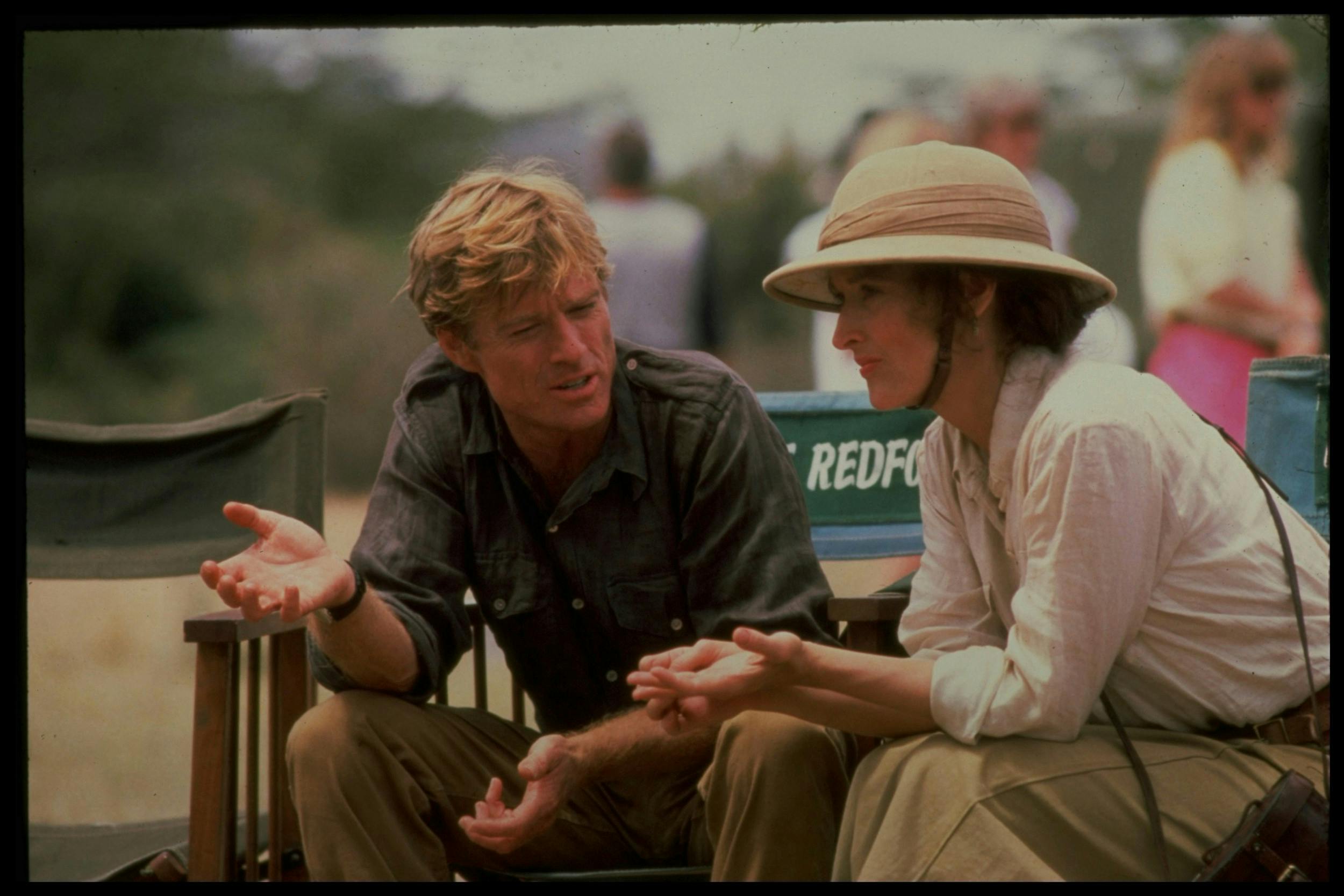 - En af løverne er gået videre, siger Meryl Streep , 76, som i 1985 havde den nemme opgave at spille forelsket i Redford i filmen ”Mit Afrika”.
