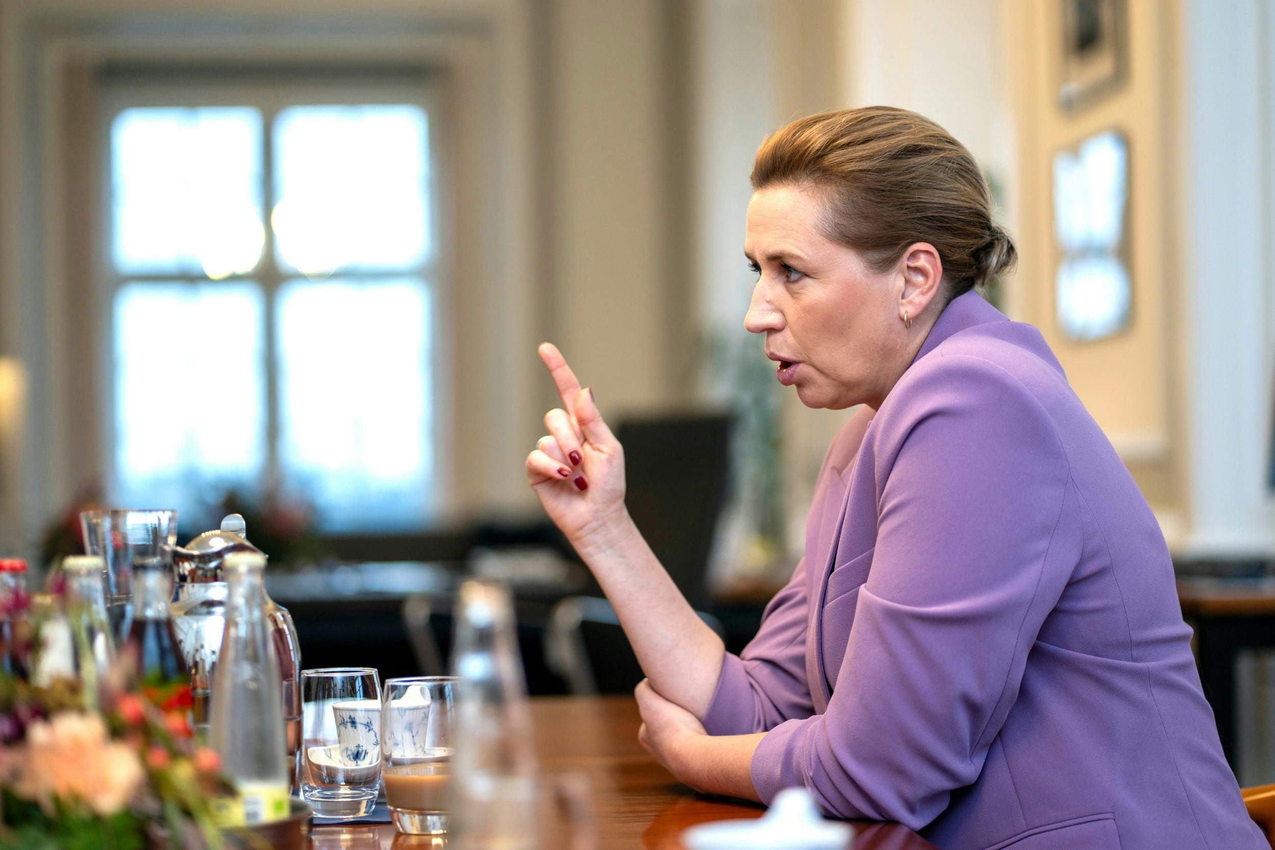 Det er ikke kun udenrigspolitik og indenrigspolitik, Mette er stærk i.  