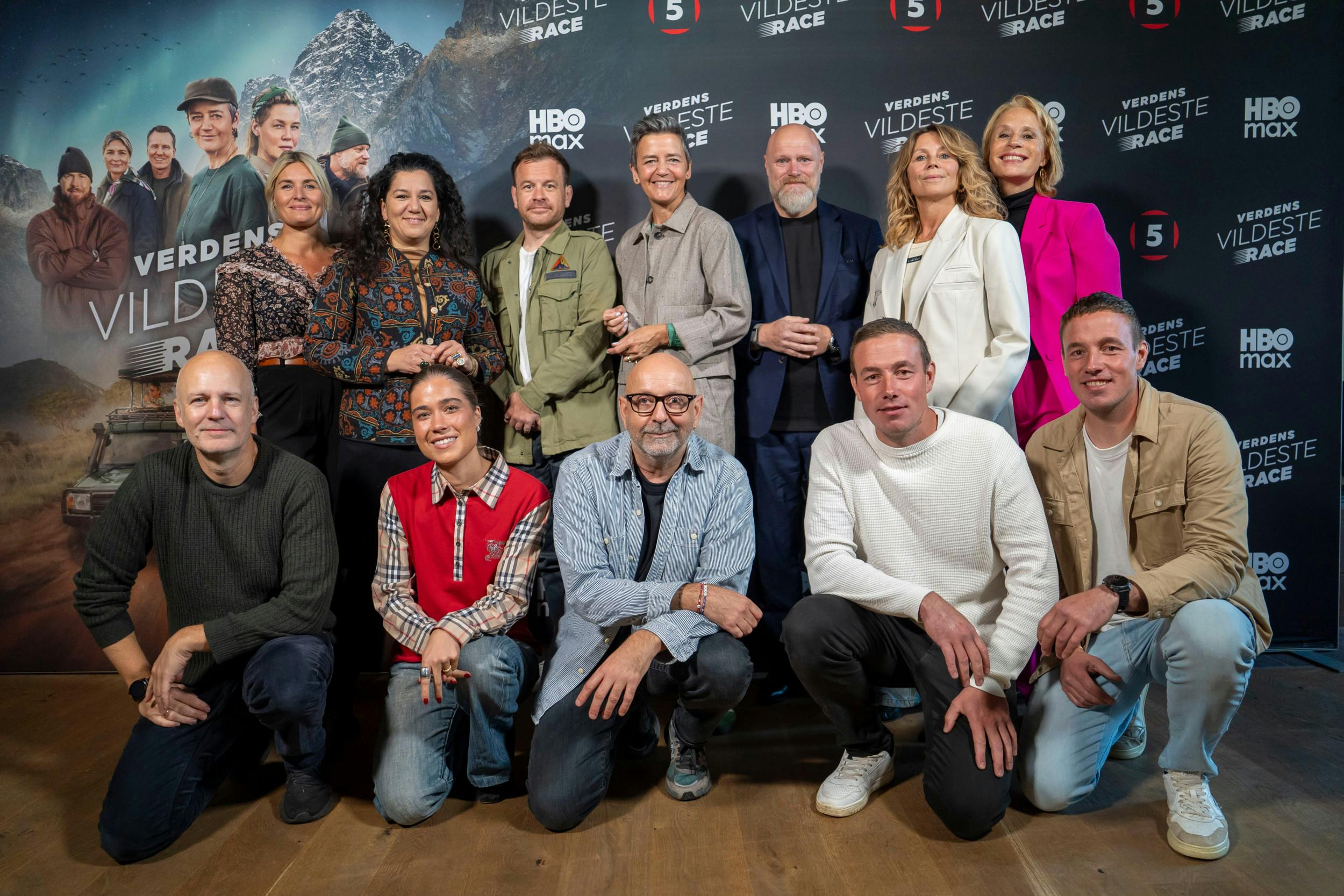 Her er en del af det store hold kendisser, der dystede mod hinanden bag et rat.