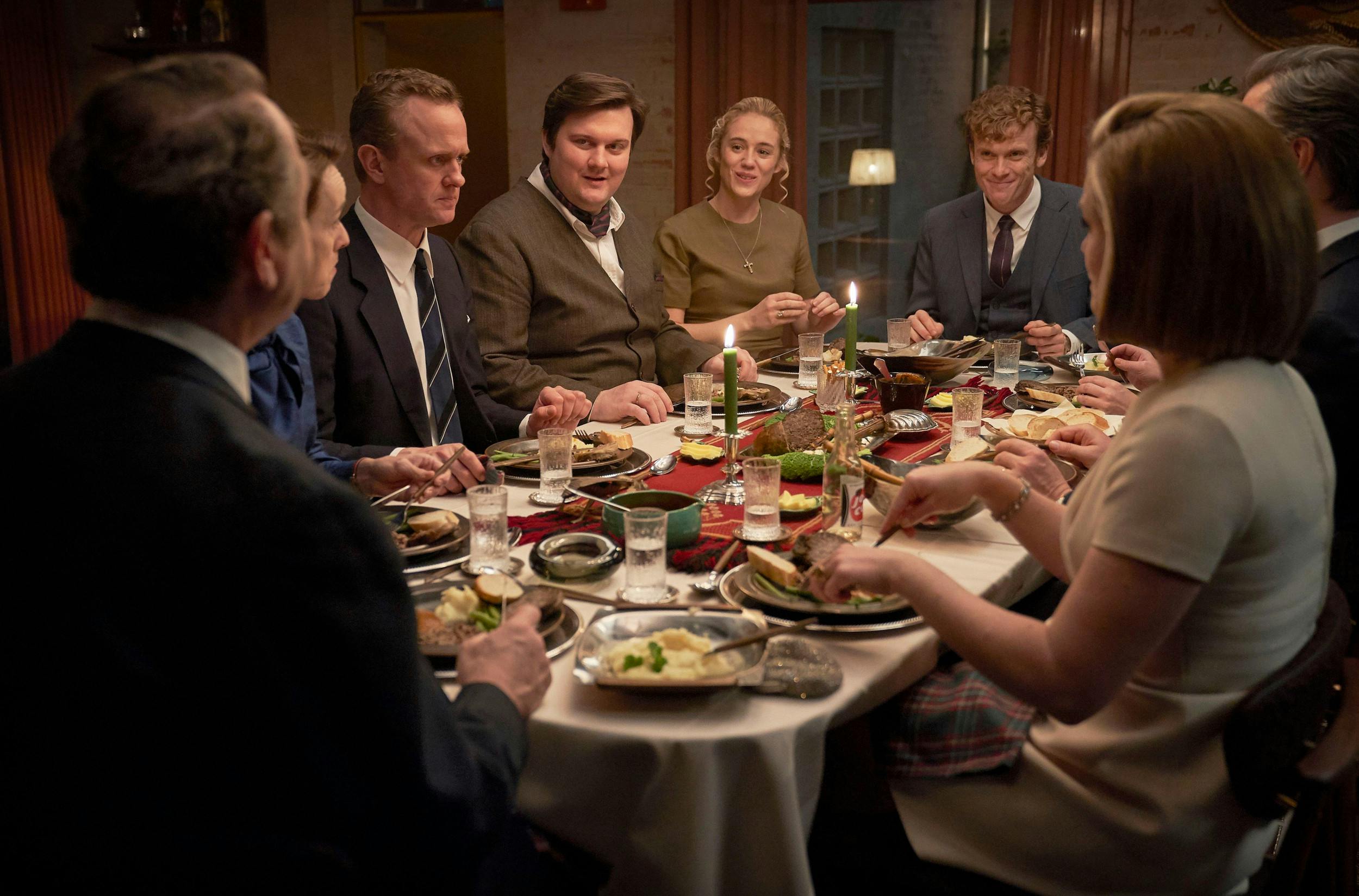 For tiden kan man se Morten Brovn i rollen som juristen Kaj i DR-serien ”Carmen Curlers”.