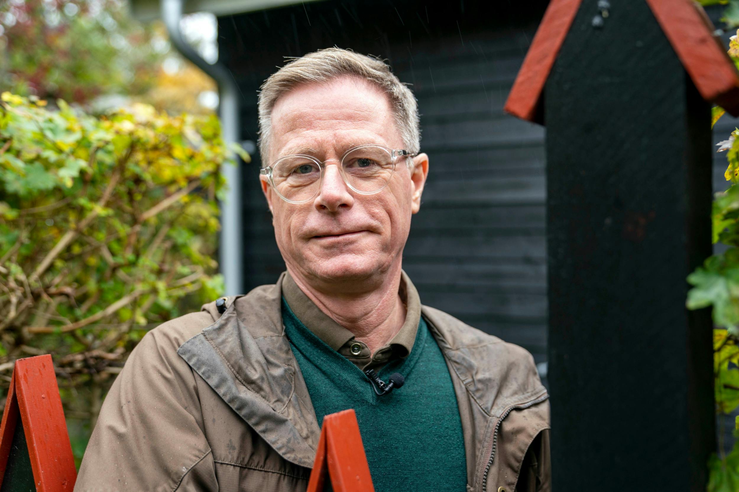 Han har sat skik på en hel koloni-haveforening, og nu er det så kommunalbestyrelsen i Aalborg, der står for tur for socialdemokraten  Finn Lund Nyby , 56. 