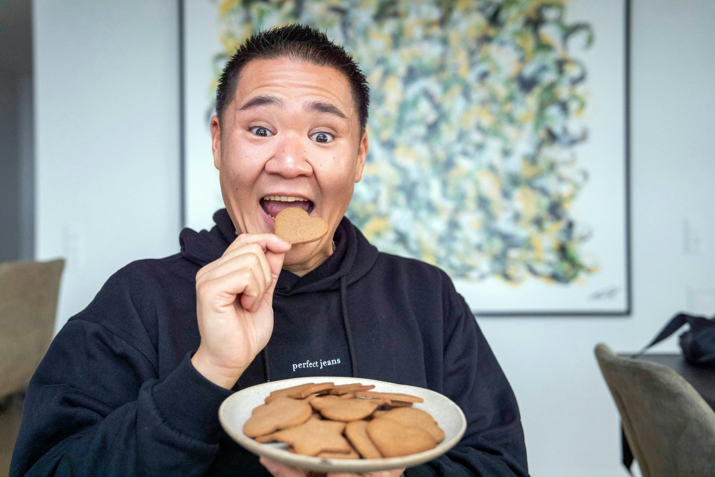 Brunkagerne er af egen opskrift, og de smager glimrende, kan SE og HØR skrive under på. 