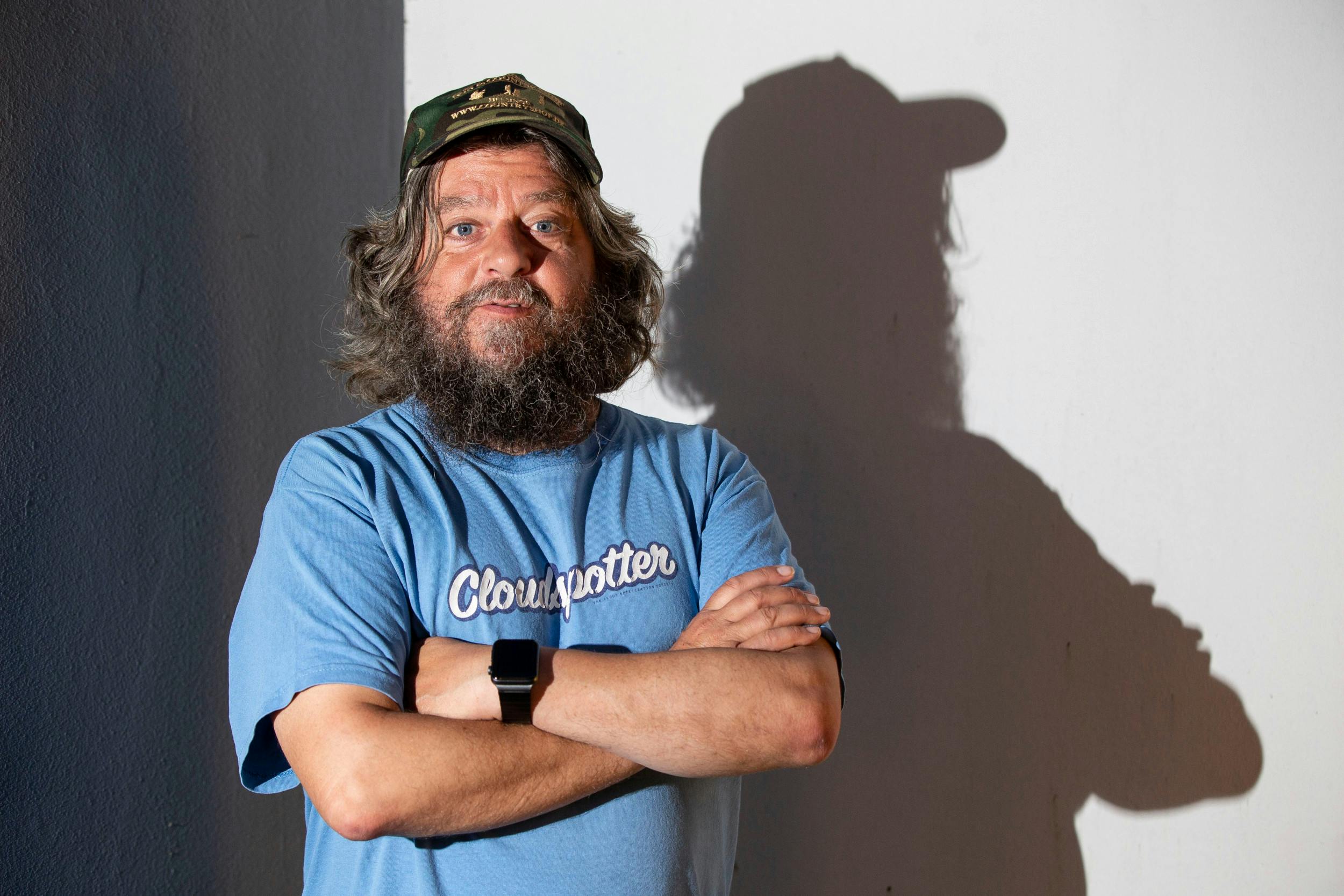 I tv-udsendelser professionelt har Anders beskæftiget sig meget med døden. Tankerne om livets afslutning fylder også meget privat.