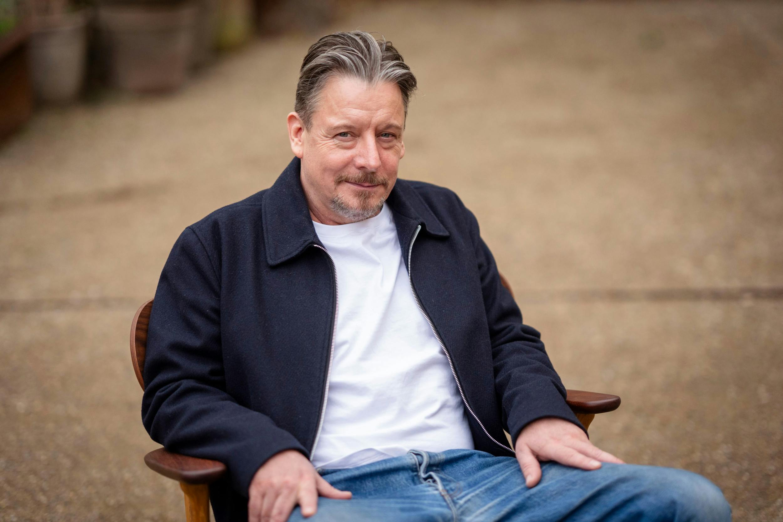 – Så kom vores datter, og så havde jeg ikke så meget lyst til at være væk, forklarer Anders om baggrunden for, at han ikke rakte ud efter Hollywood efter nogle roller i udlandet tidligt i karrieren.