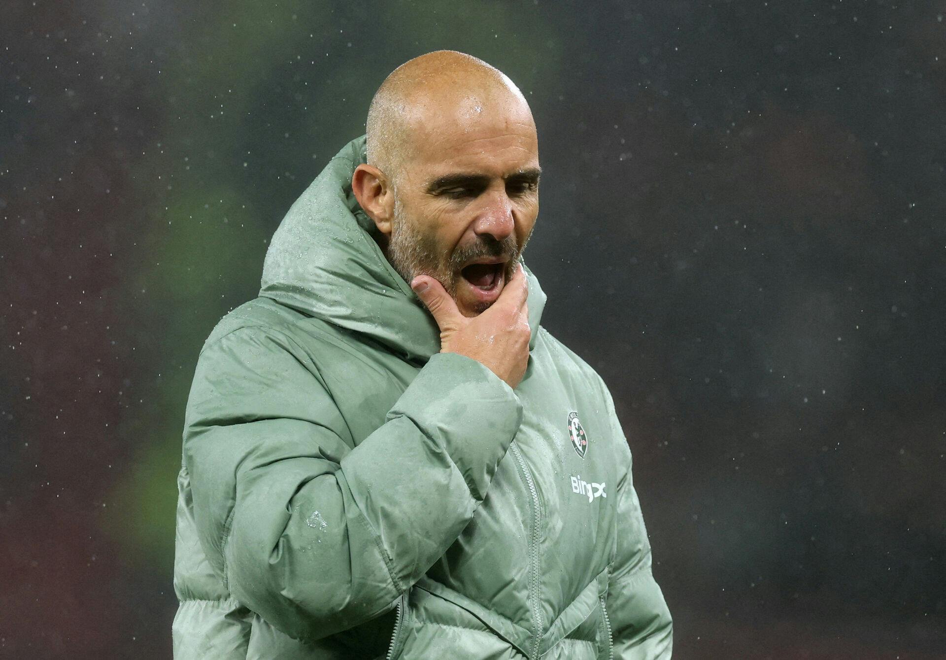 Den italienske træner er fortid i Chelsea. Ledelsen har nemlig trukket stikket efter en række skuffende resultater.