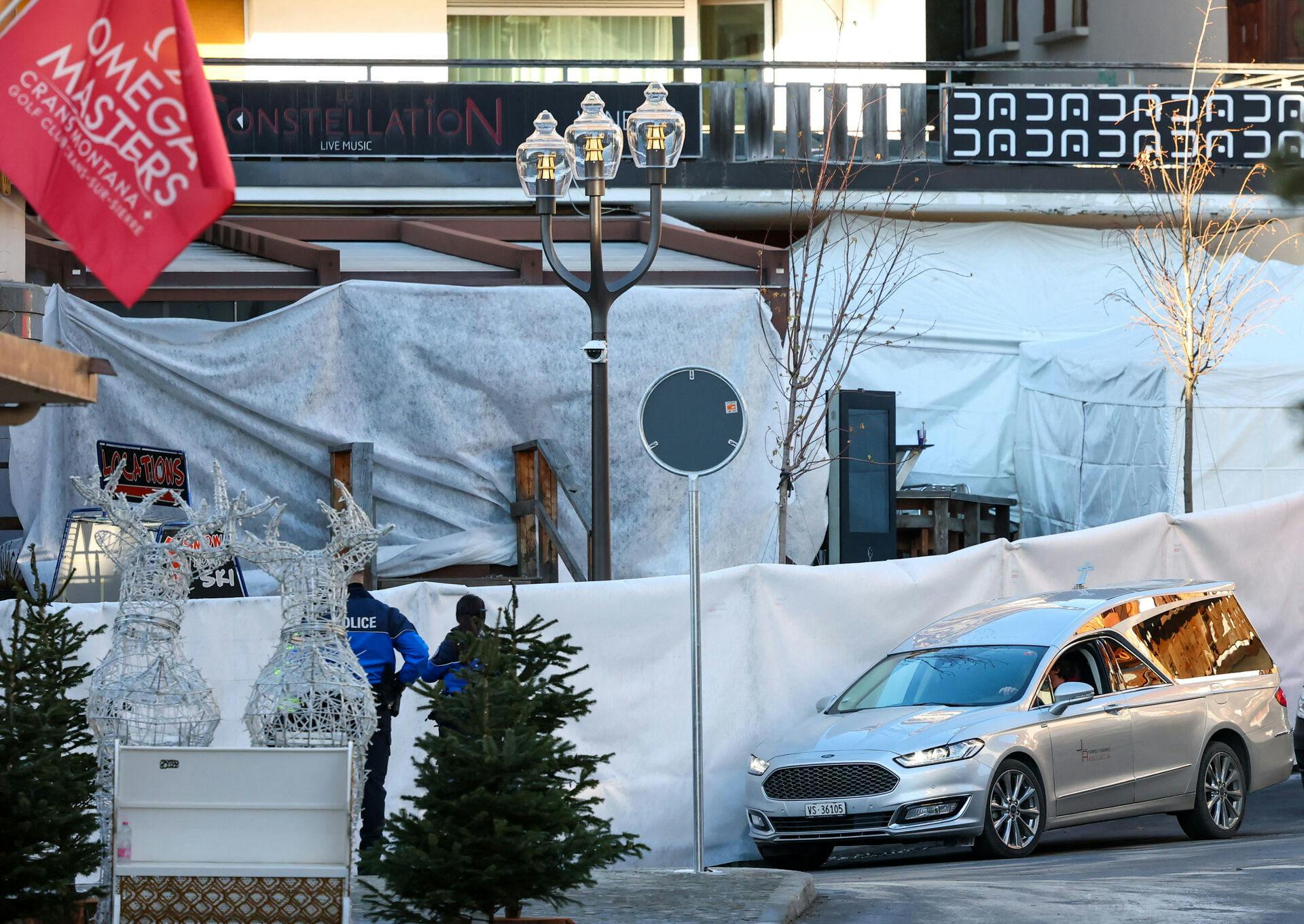 Ulykken i Crans-Montana fandt sted under en nytårsfest natten til torsdag på baren Le Constellation Bar and Lounge.