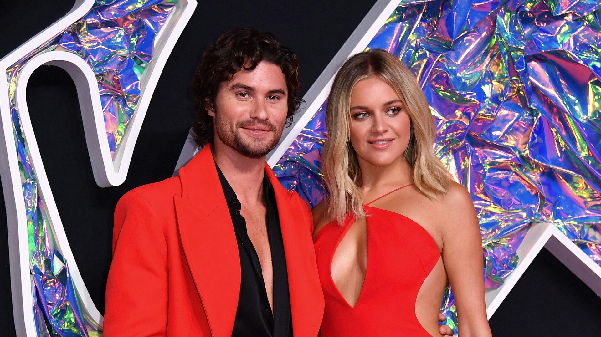 Countrysangeren Kelsea Ballerini og skuespilleren Chase Stokes kunne i september fortælle, at de ikke længere dannede par. Men nu har parret fundet sammen igen.