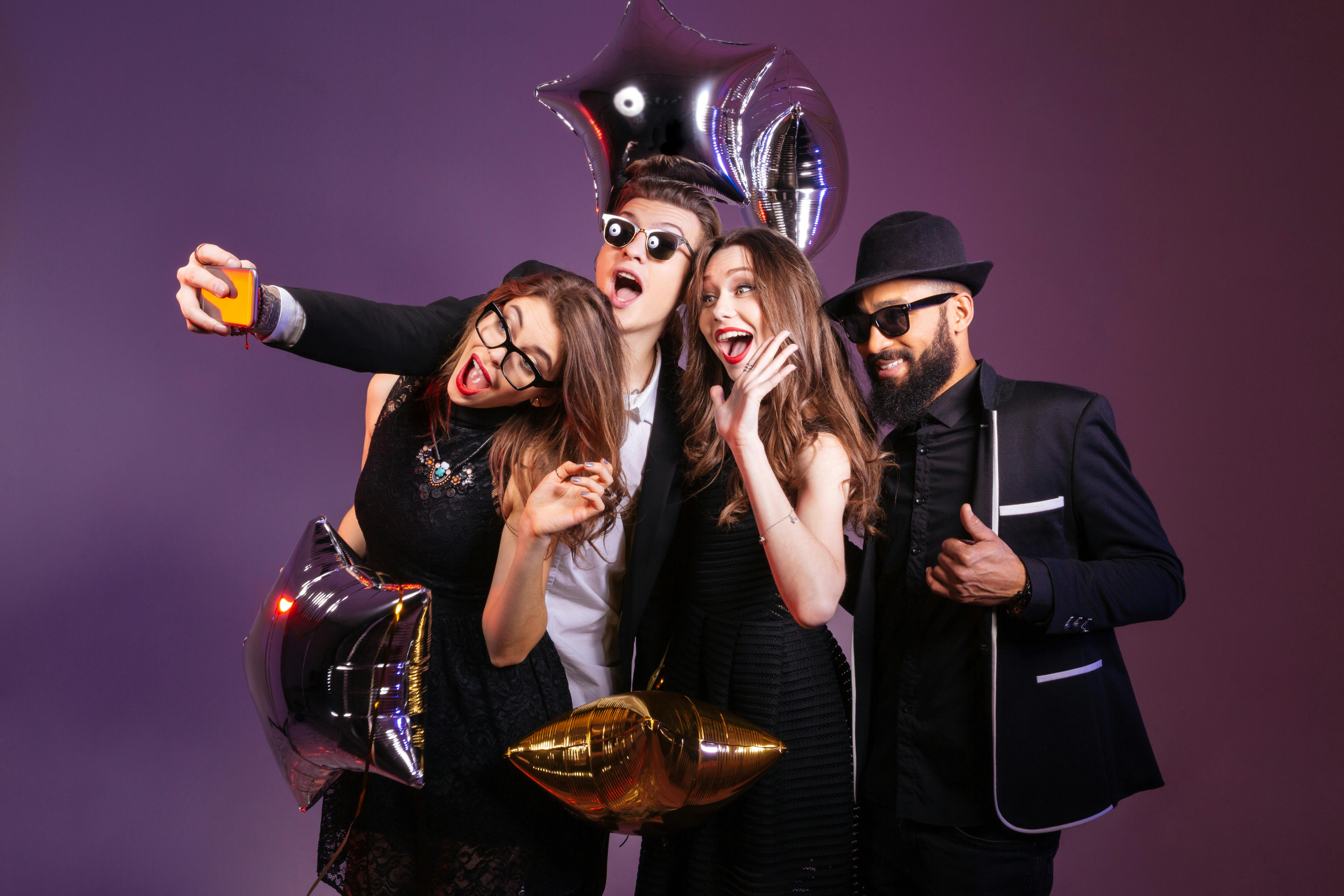 Telefonerne har helt sikkert været oppe af lommen i løbet af nytåret, men telefonopkald og sms falder alligevel.