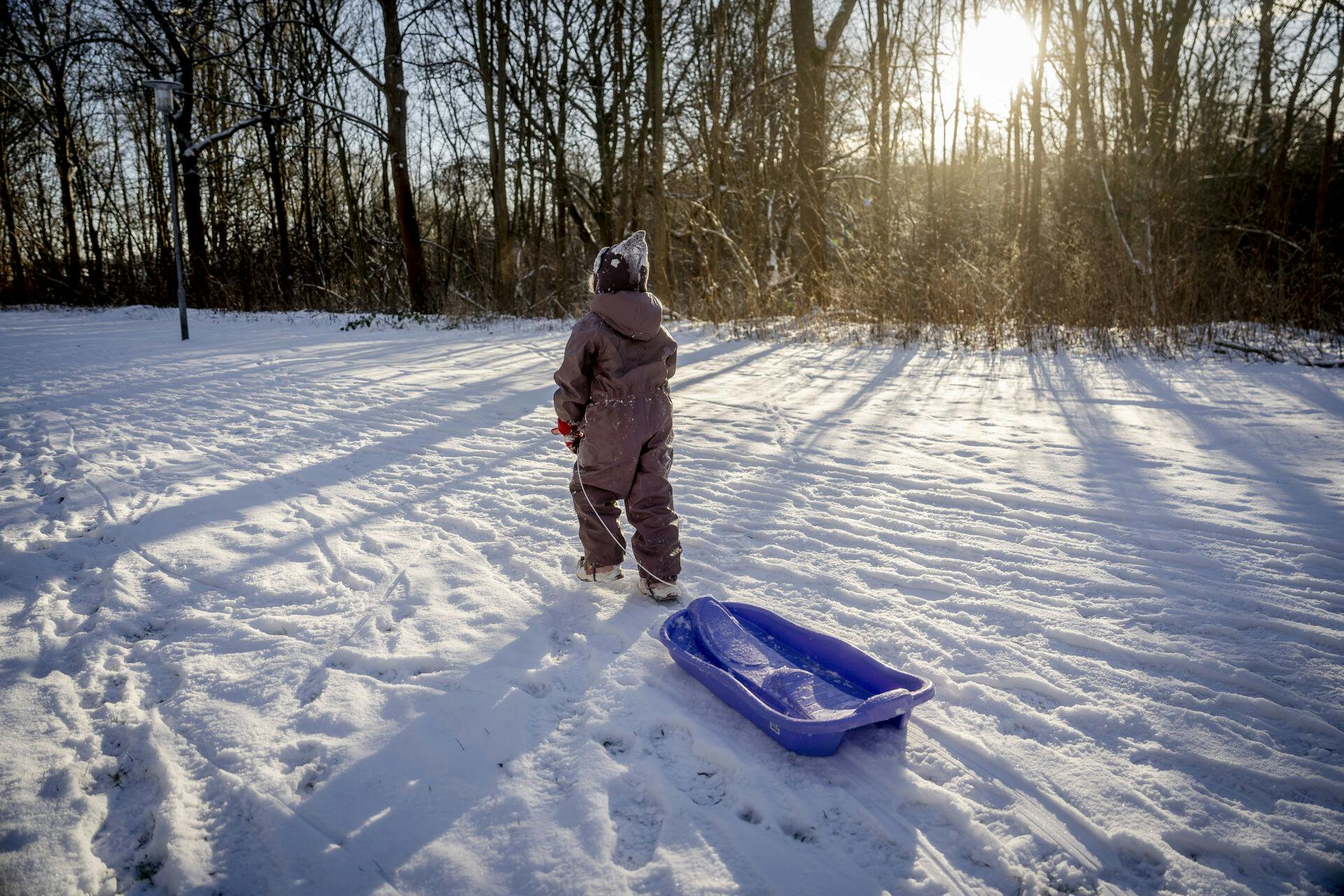 Temperaturen styrtdykkede mandag morgen, og vinteren er langt fra færdig.