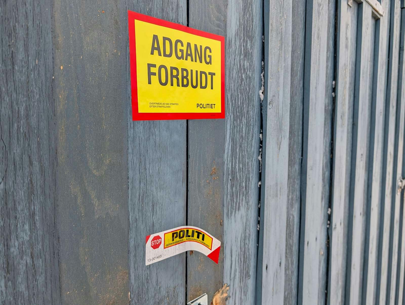 Politiet arbejder fortsat omkring gerningsstedet i Svendborg, hvor den ældre herre blev fundet dræbt - formentlig efter at have været død i over én måned.