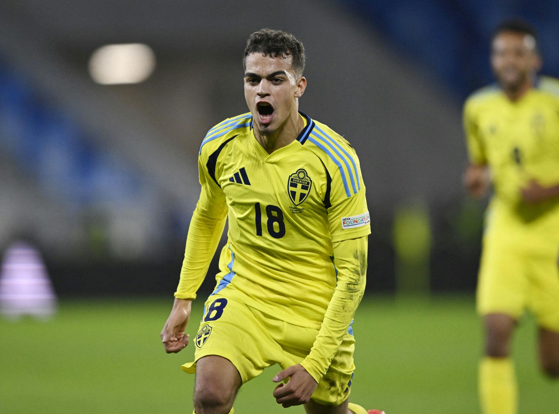 Yasin Ayaris 2025 var rigtig flot på fodboldbanen. Og der er også al mulig grund til at glæde sig over, hvordan det går i privaten. Han skal nemlig være far.