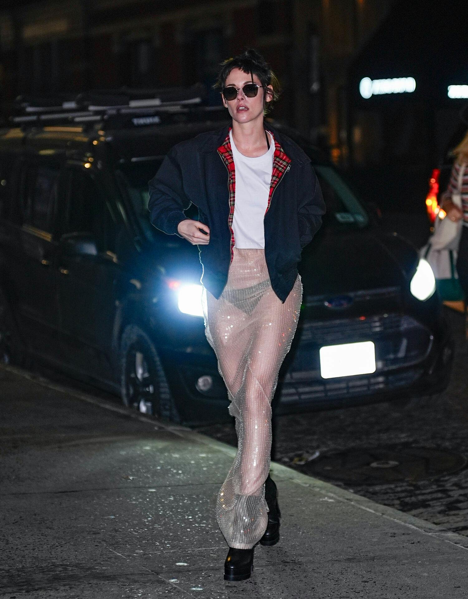 Kristen Stewart is seen on January 5, 2026 in New York City, NY. (Photo by XNY/starmaxinc.com/Newscom/Sipa USA)
